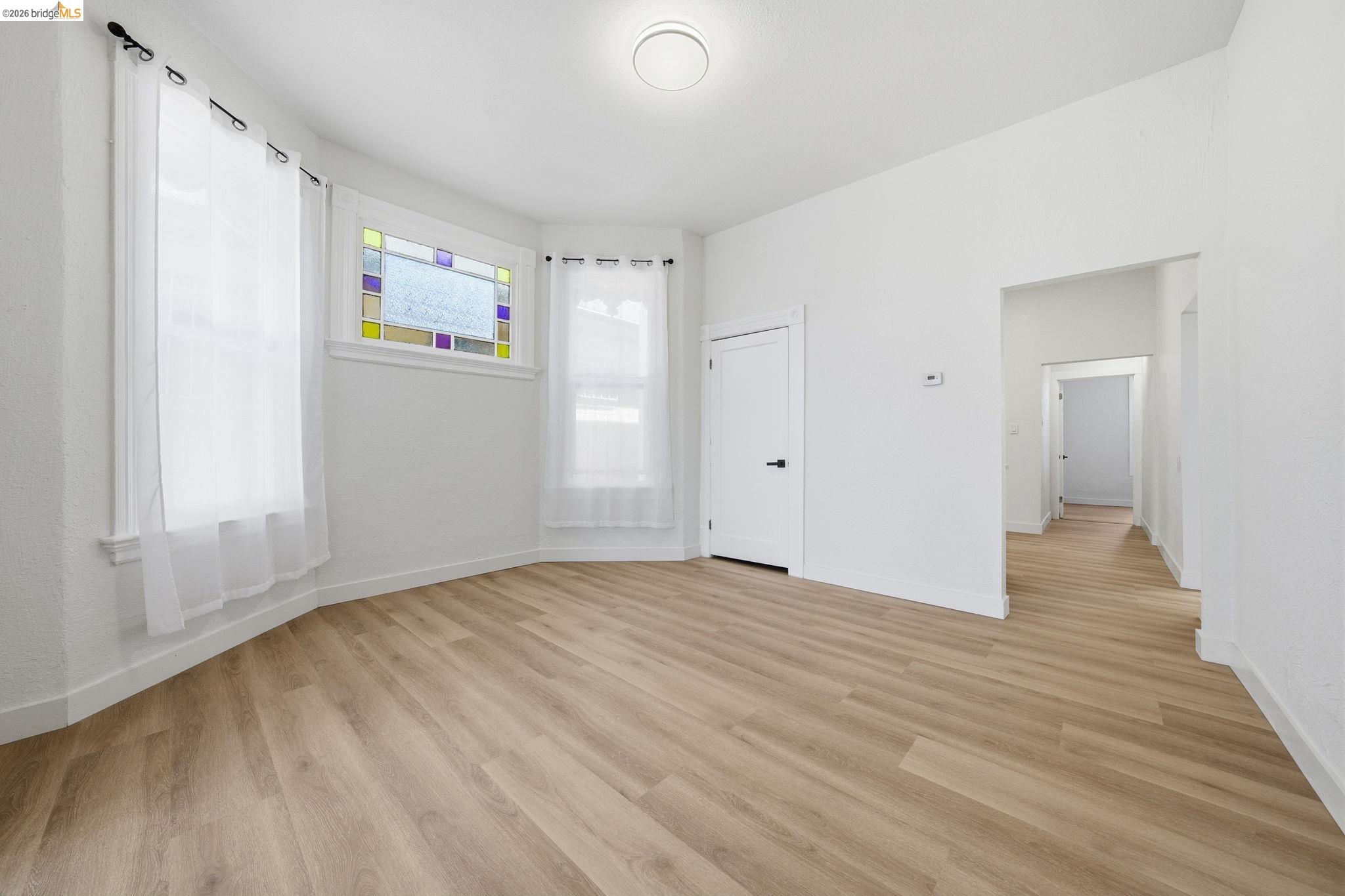 Detail Gallery Image 6 of 58 For 3316 Market St, Oakland,  CA 94608 - 3 Beds | 3 Baths