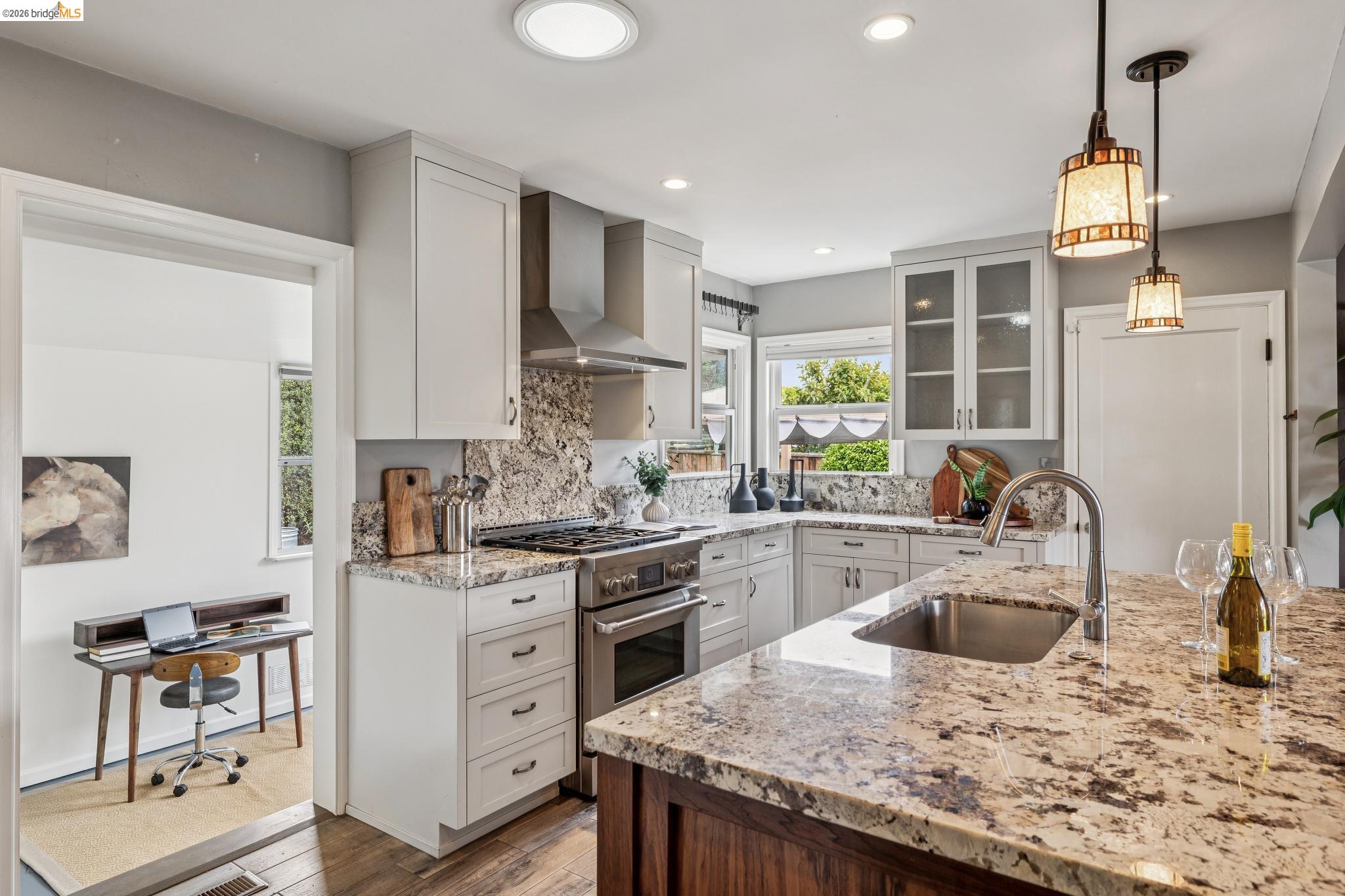 Detail Gallery Image 12 of 31 For 1920 Bradhoff Ave, San Leandro,  CA 94577 - 2 Beds | 1 Baths