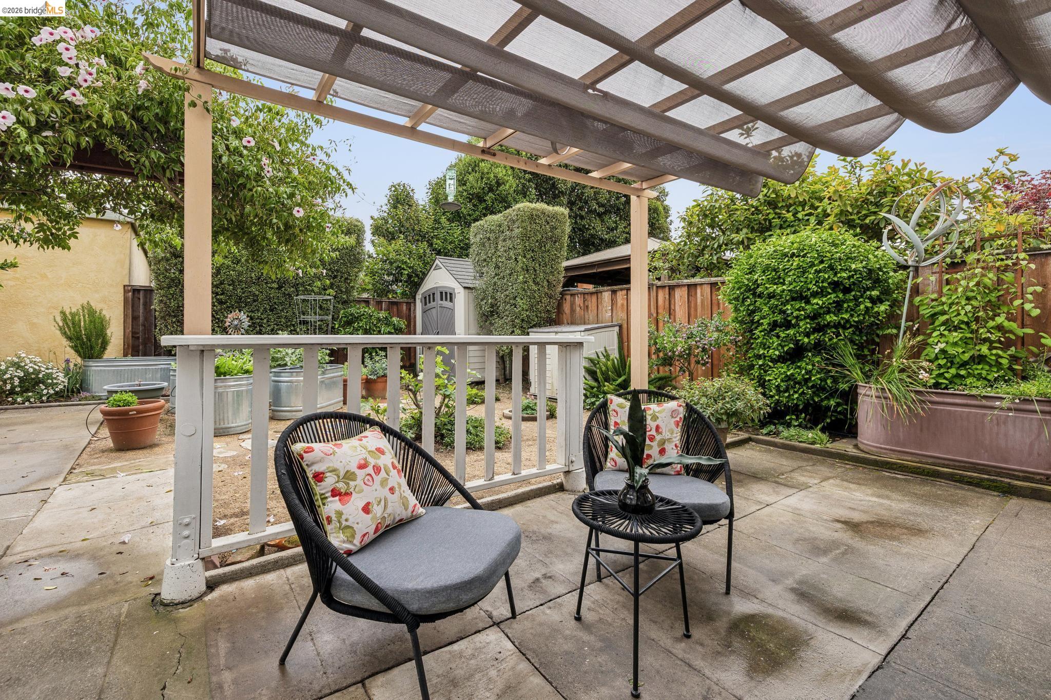 Detail Gallery Image 22 of 31 For 1920 Bradhoff Ave, San Leandro,  CA 94577 - 2 Beds | 1 Baths