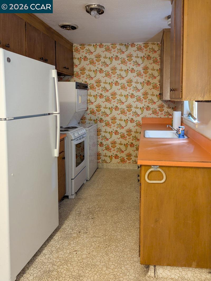 Photo #5: 41129575 Listing: Photo #5