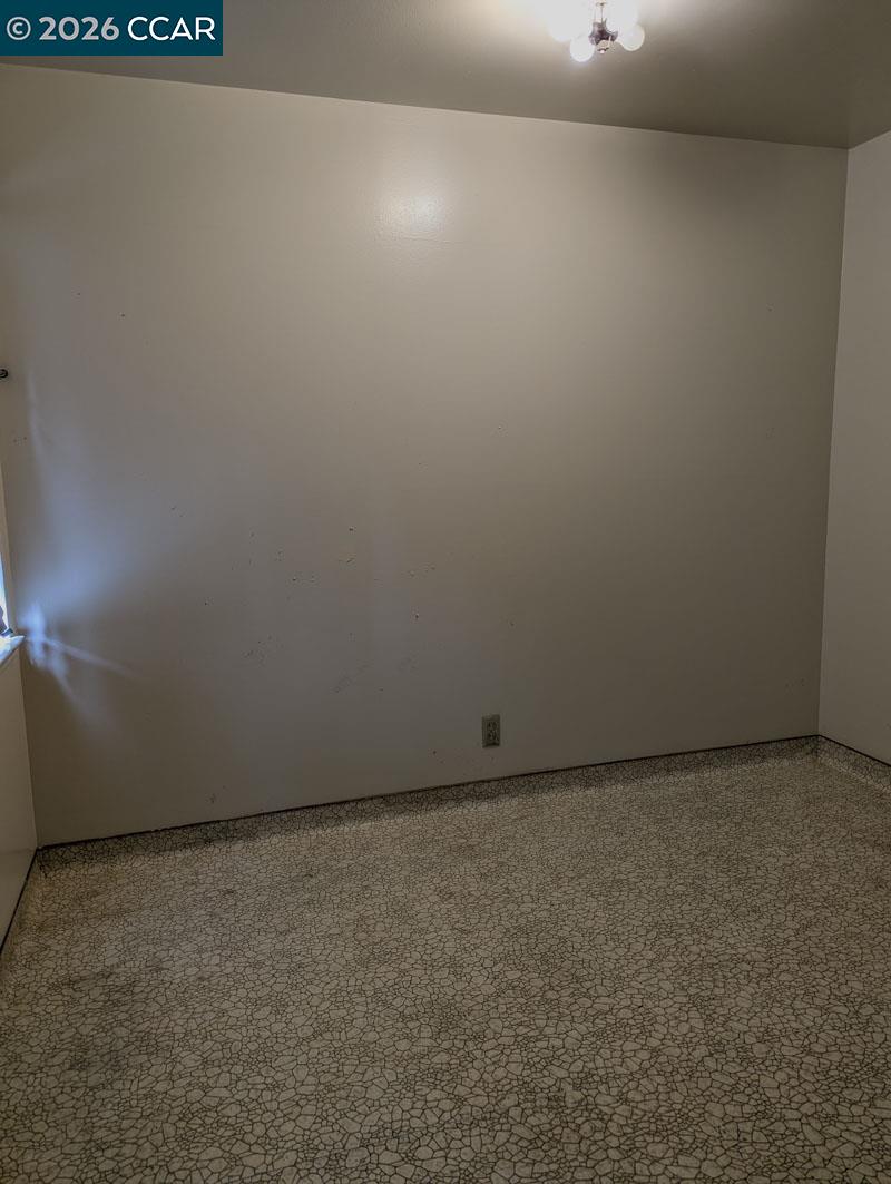 Photo #6: 41129575 Listing: Photo #6