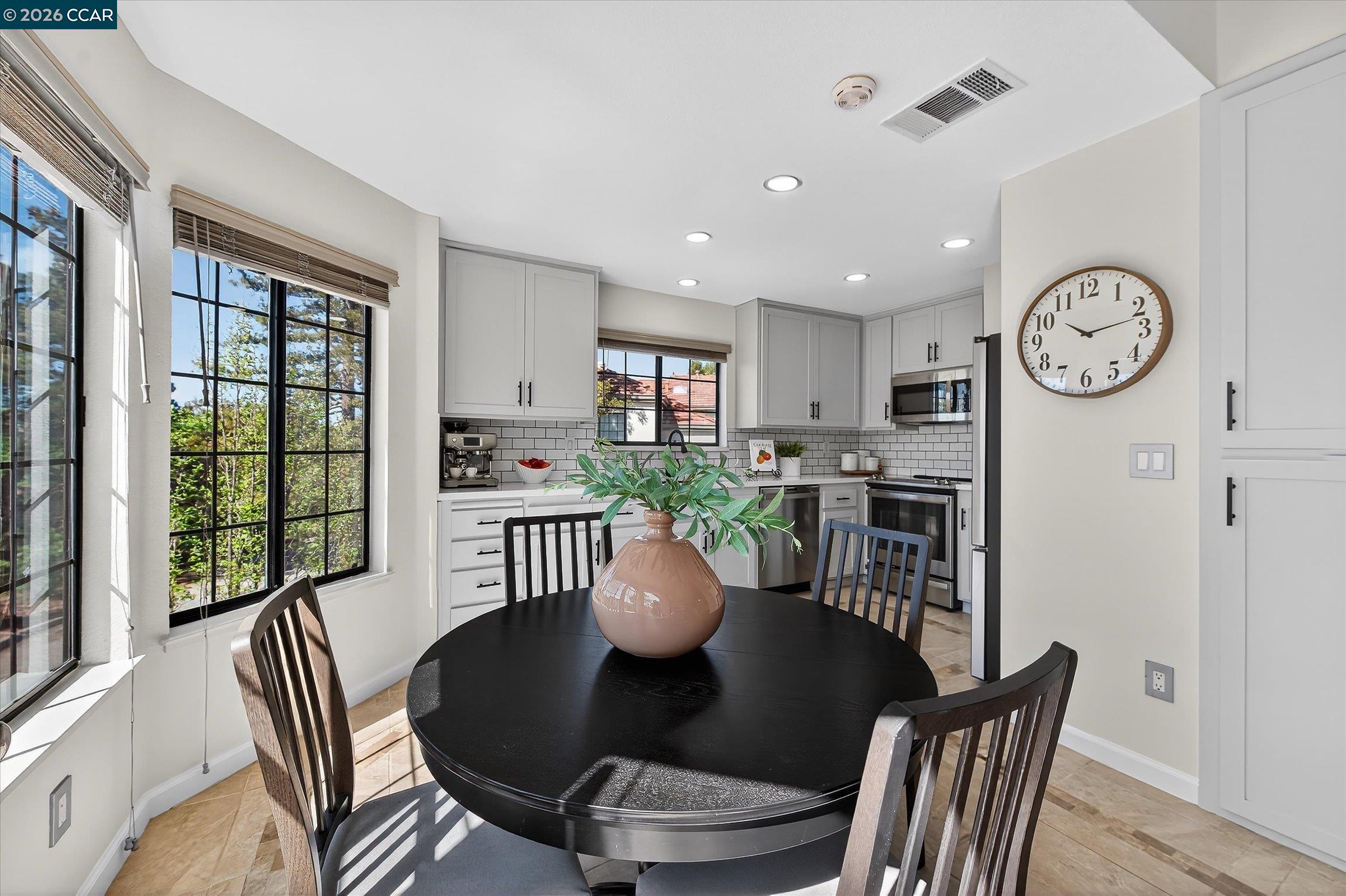 Photo #11: 41129577 Listing: Photo #11