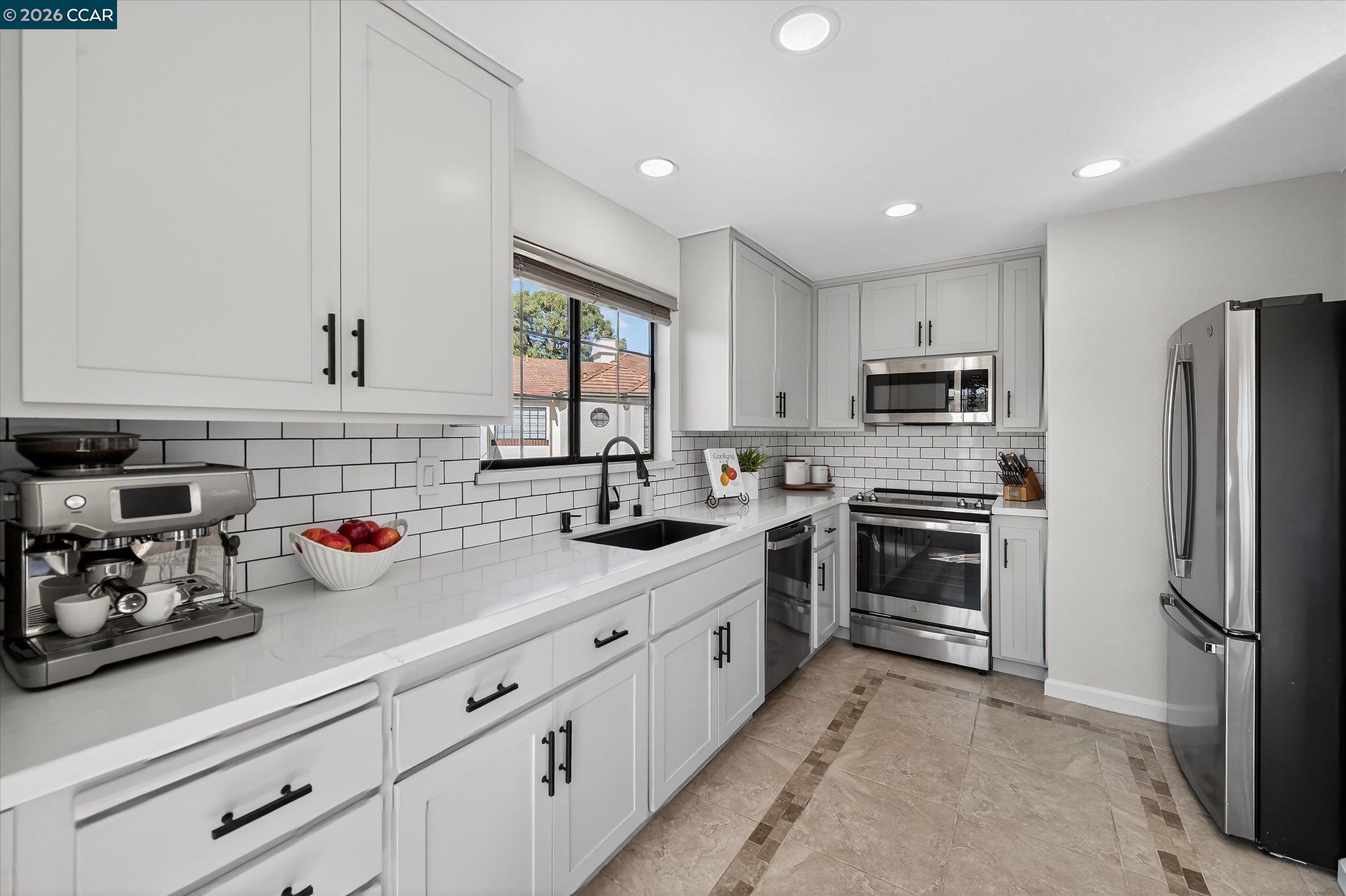 Photo #15: 41129577 Listing: Photo #15