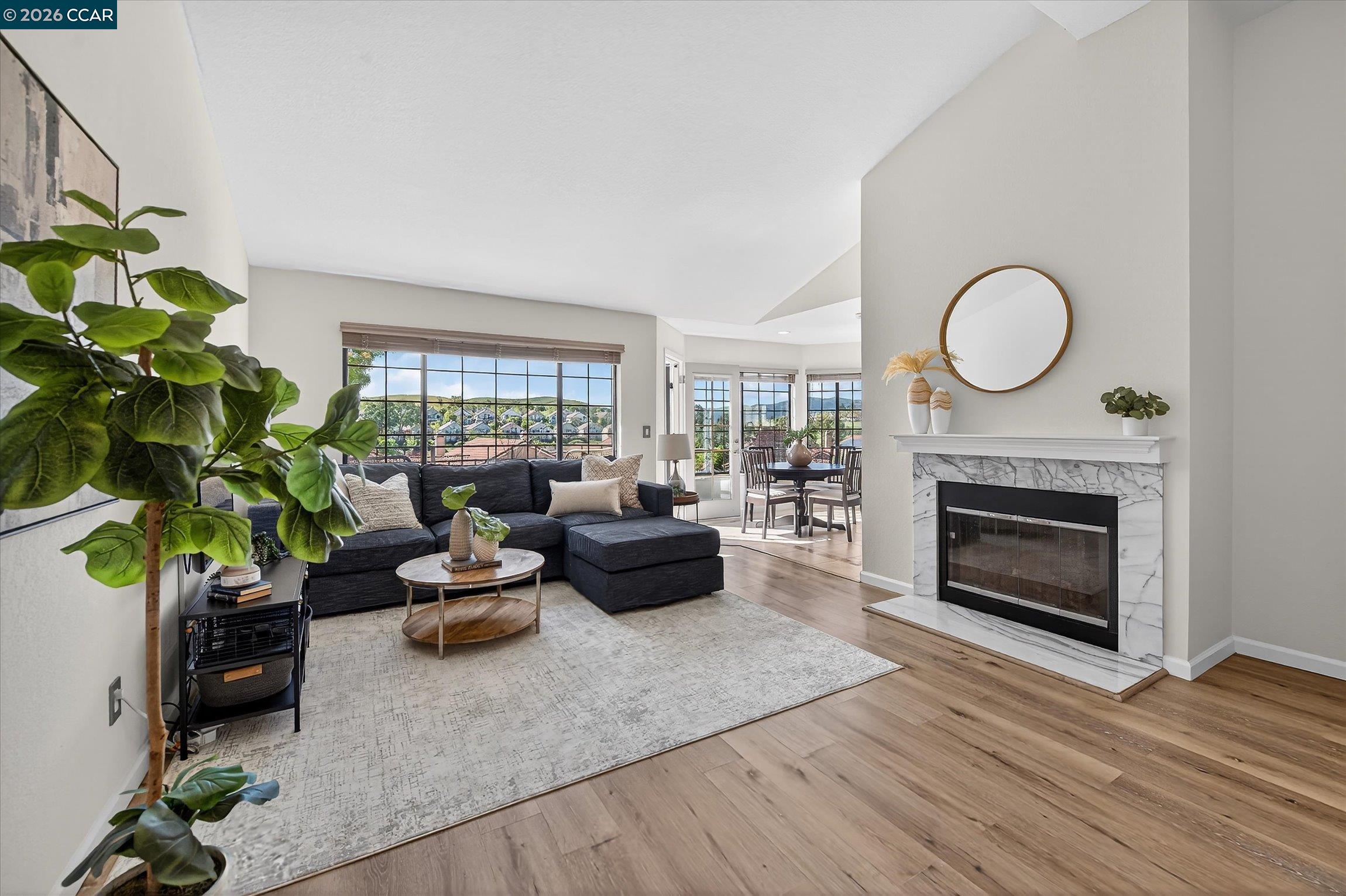 Photo #3: 41129577 Listing: Photo #3