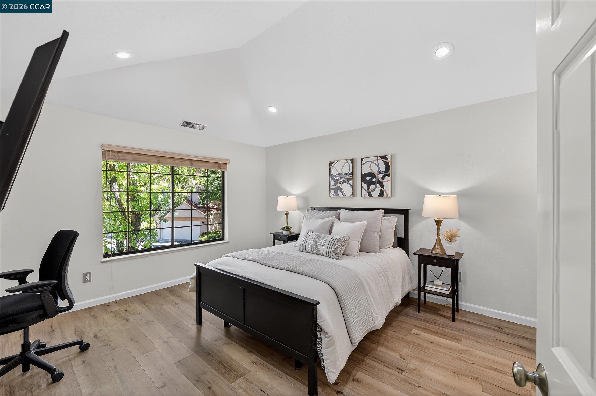 Photo #22: 41129577 Listing: Photo #22