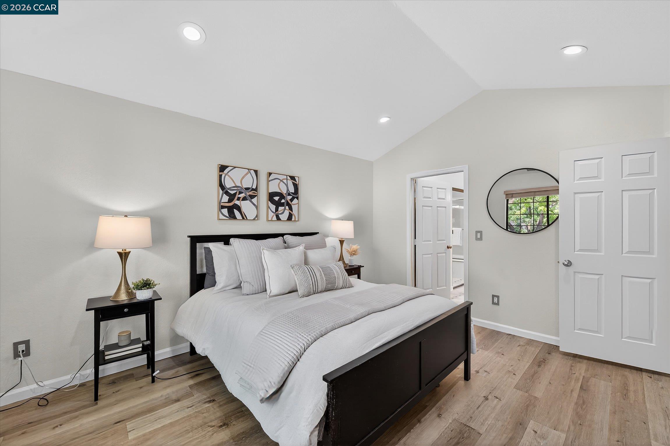 Photo #24: 41129577 Listing: Photo #24