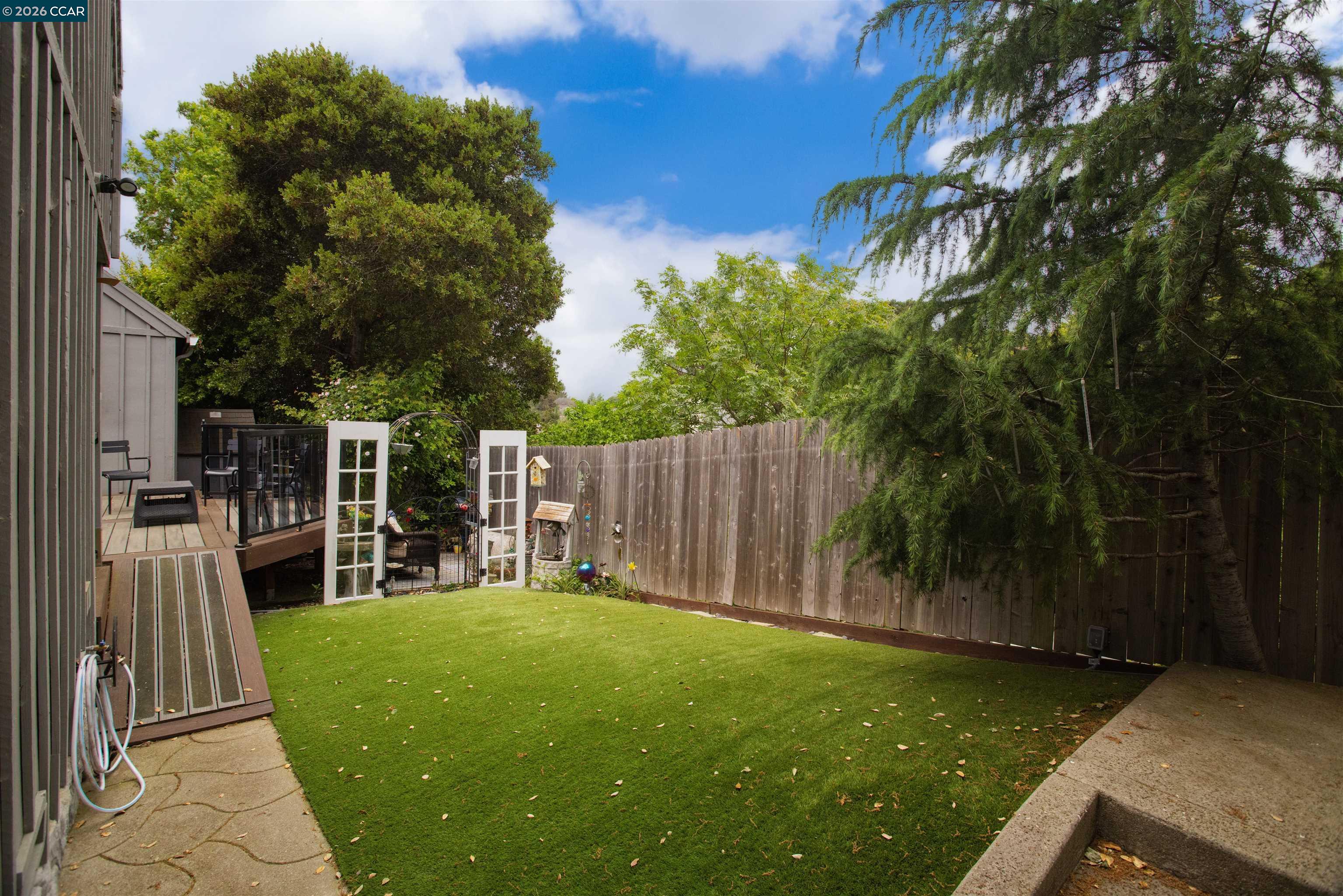 Detail Gallery Image 32 of 41 For 5260 a Sunset Dr, El Sobrante,  CA 94803 - 3 Beds | 2/1 Baths