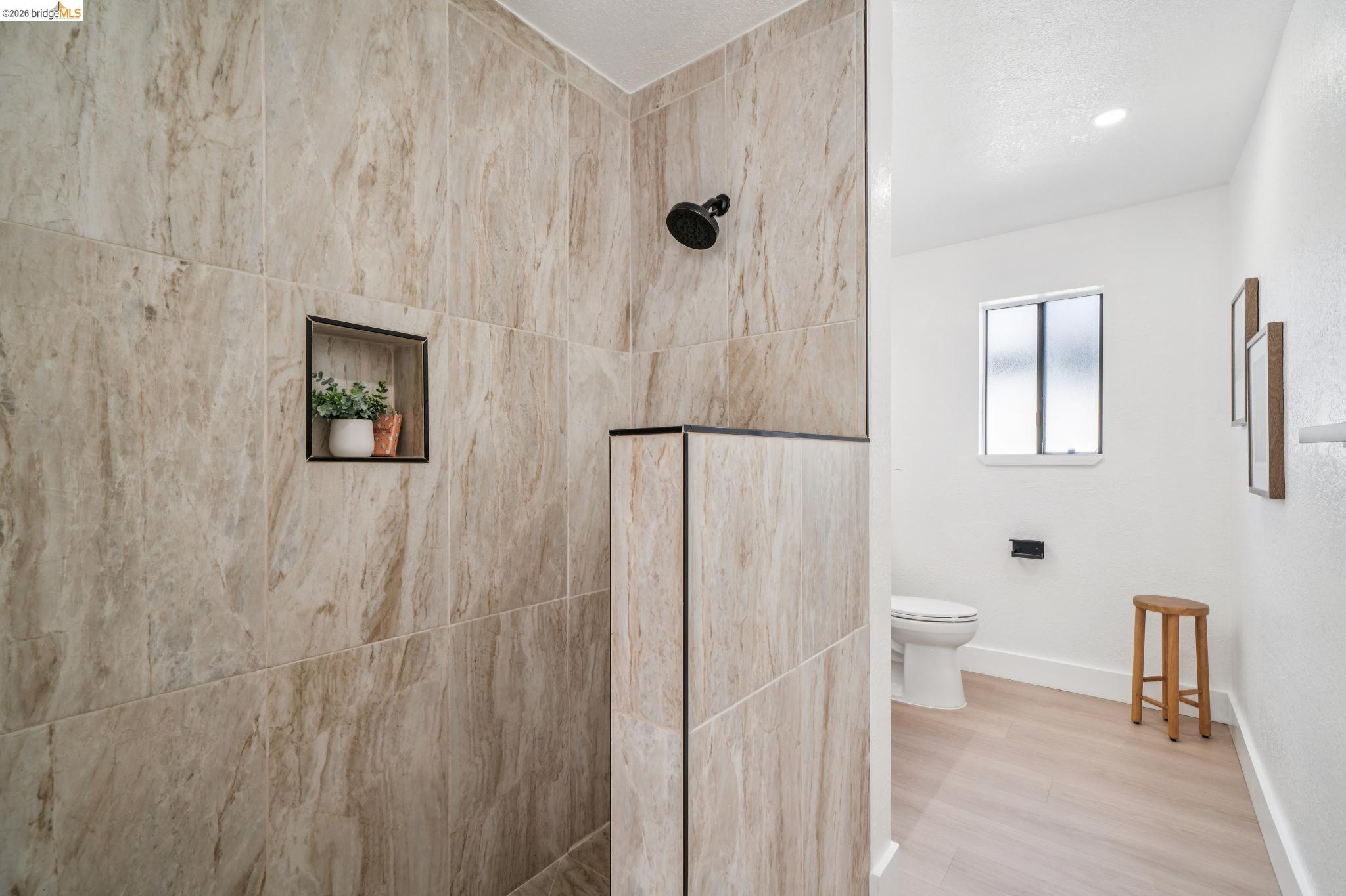 Detail Gallery Image 26 of 57 For 3223 Courtland Ave, Oakland,  CA 94619 - 4 Beds | 2 Baths