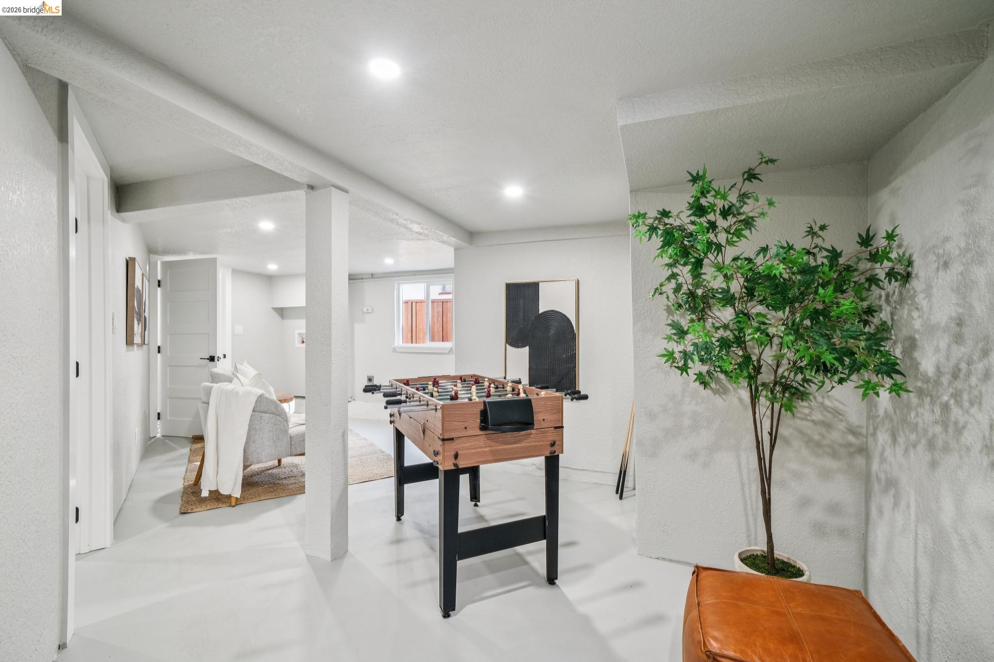 Detail Gallery Image 30 of 57 For 3223 Courtland Ave, Oakland,  CA 94619 - 4 Beds | 2 Baths