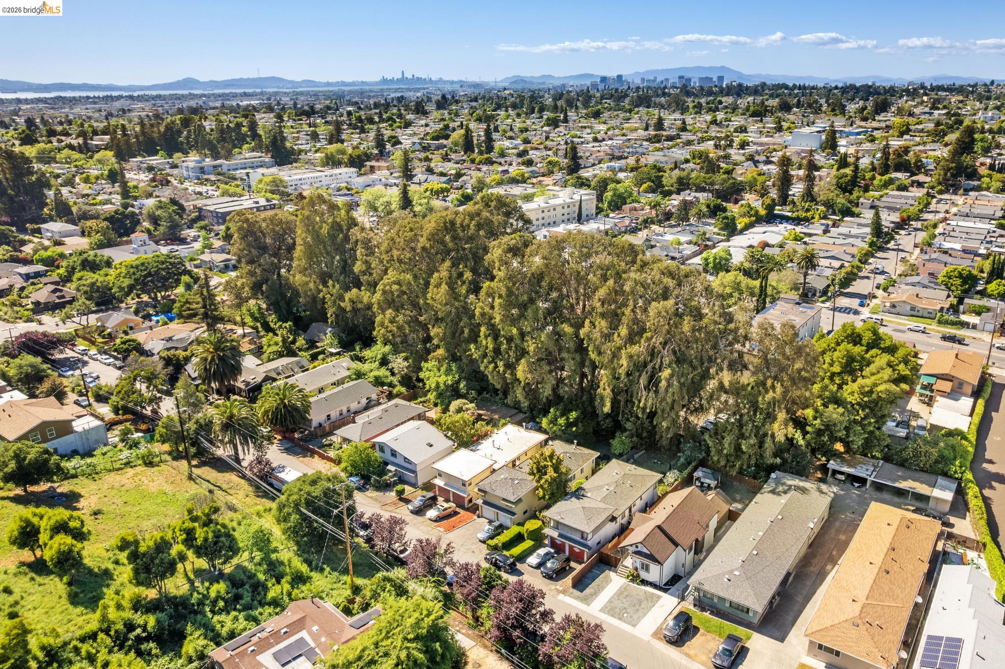 Detail Gallery Image 52 of 57 For 3223 Courtland Ave, Oakland,  CA 94619 - 4 Beds | 2 Baths