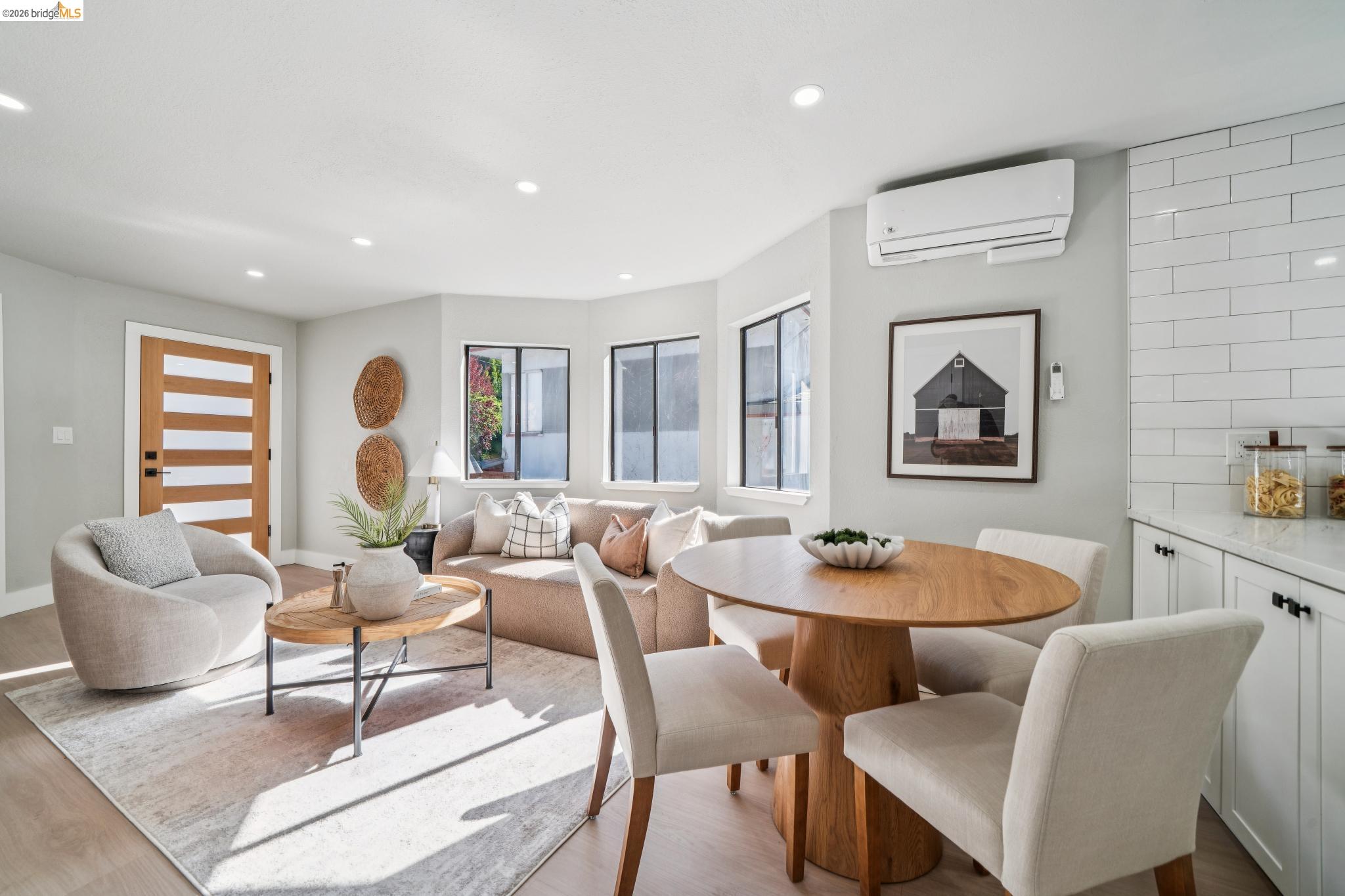 Detail Gallery Image 9 of 57 For 3223 Courtland Ave, Oakland,  CA 94619 - 4 Beds | 2 Baths