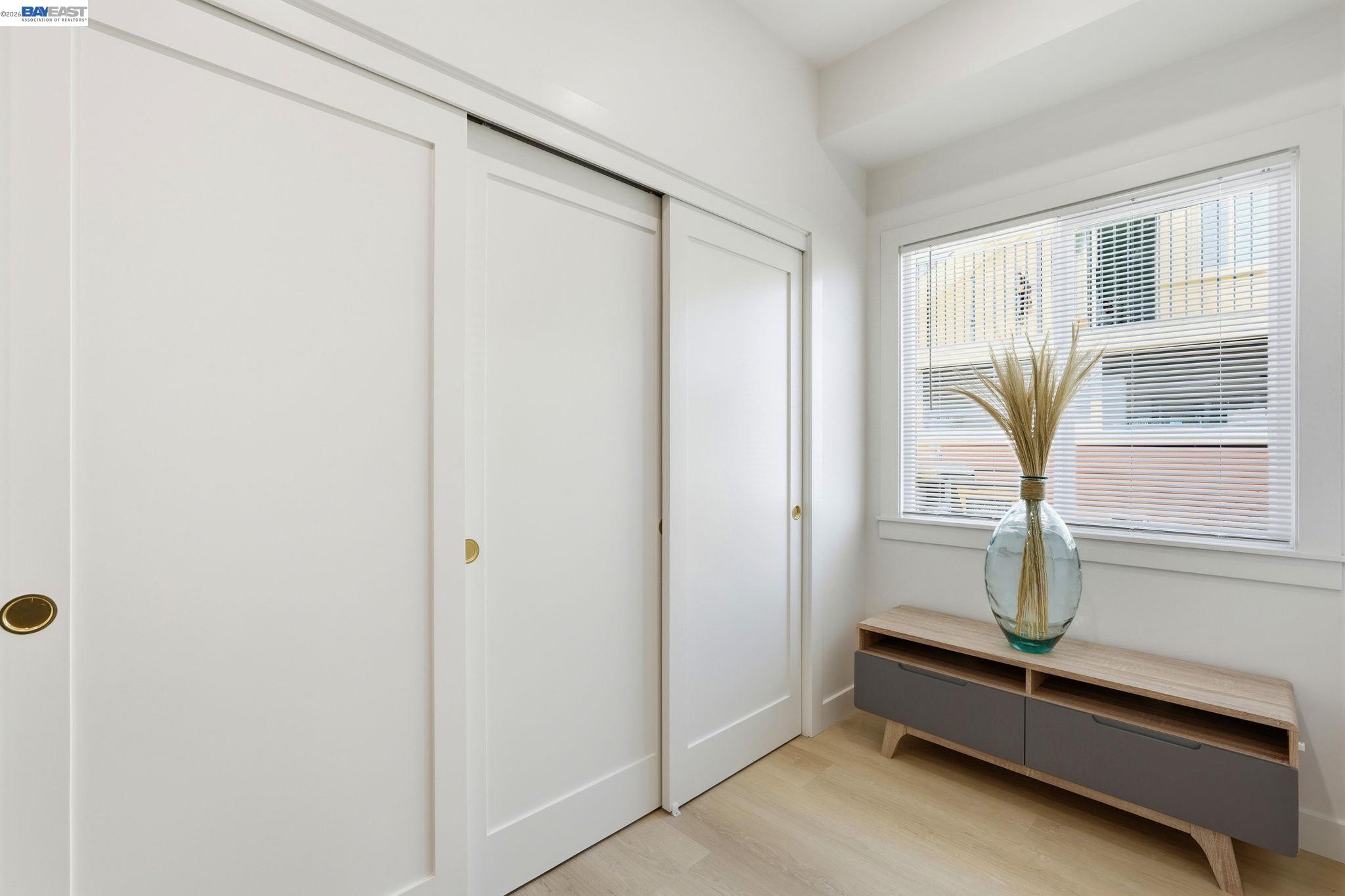 Detail Gallery Image 16 of 37 For 5605 E 16th St, Oakland,  CA 94621 - 3 Beds | 2 Baths