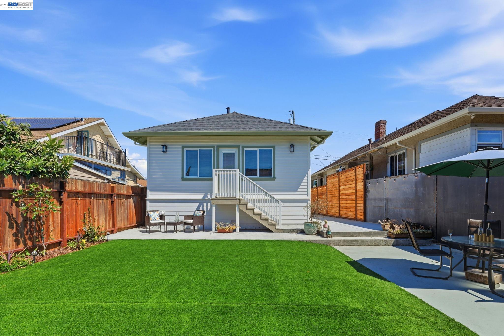 Detail Gallery Image 25 of 37 For 5605 E 16th St, Oakland,  CA 94621 - 3 Beds | 2 Baths