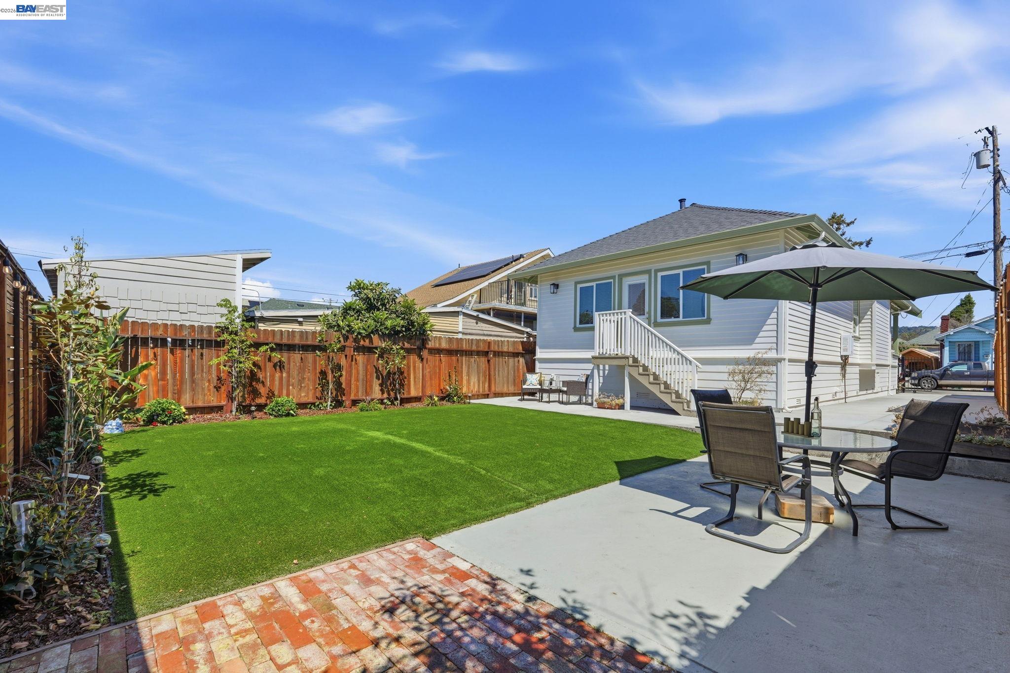 Detail Gallery Image 27 of 37 For 5605 E 16th St, Oakland,  CA 94621 - 3 Beds | 2 Baths