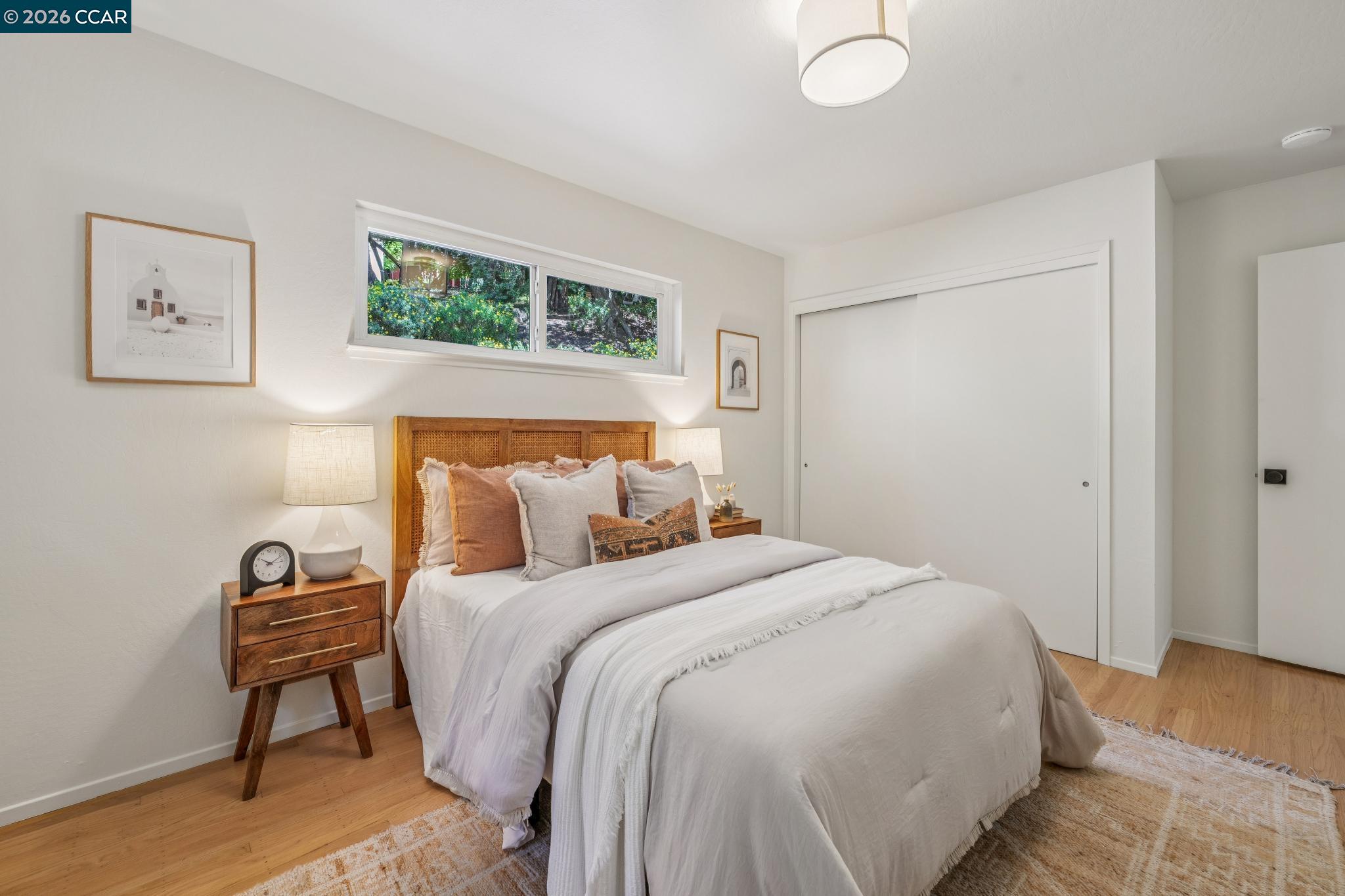 Detail Gallery Image 27 of 47 For 6728 Aitken Dr, Oakland,  CA 94611 - 2 Beds | 1 Baths