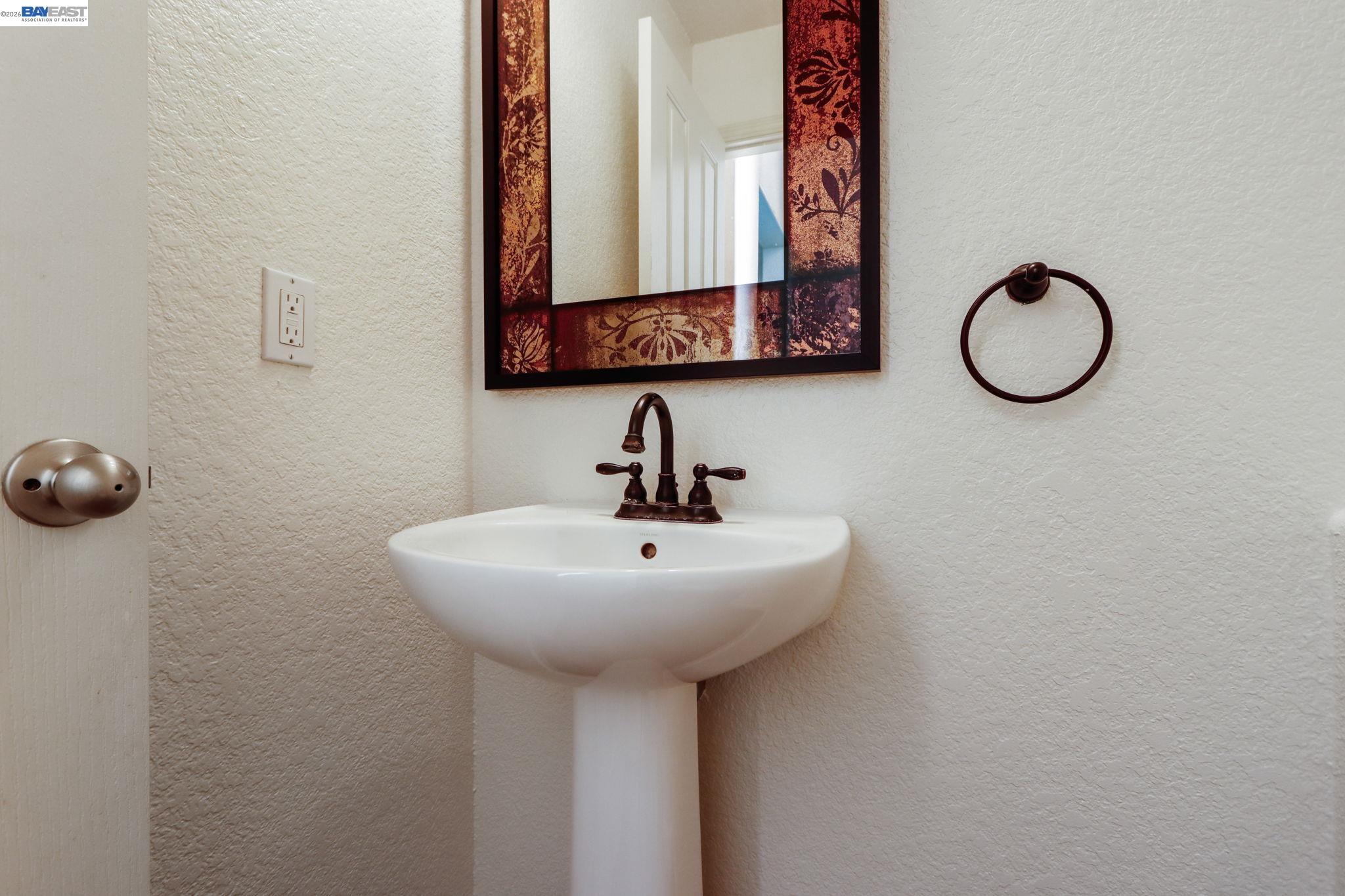 Detail Gallery Image 14 of 36 For 1688 Wilde Dr, Discovery Bay,  CA 94505 - 4 Beds | 2/1 Baths
