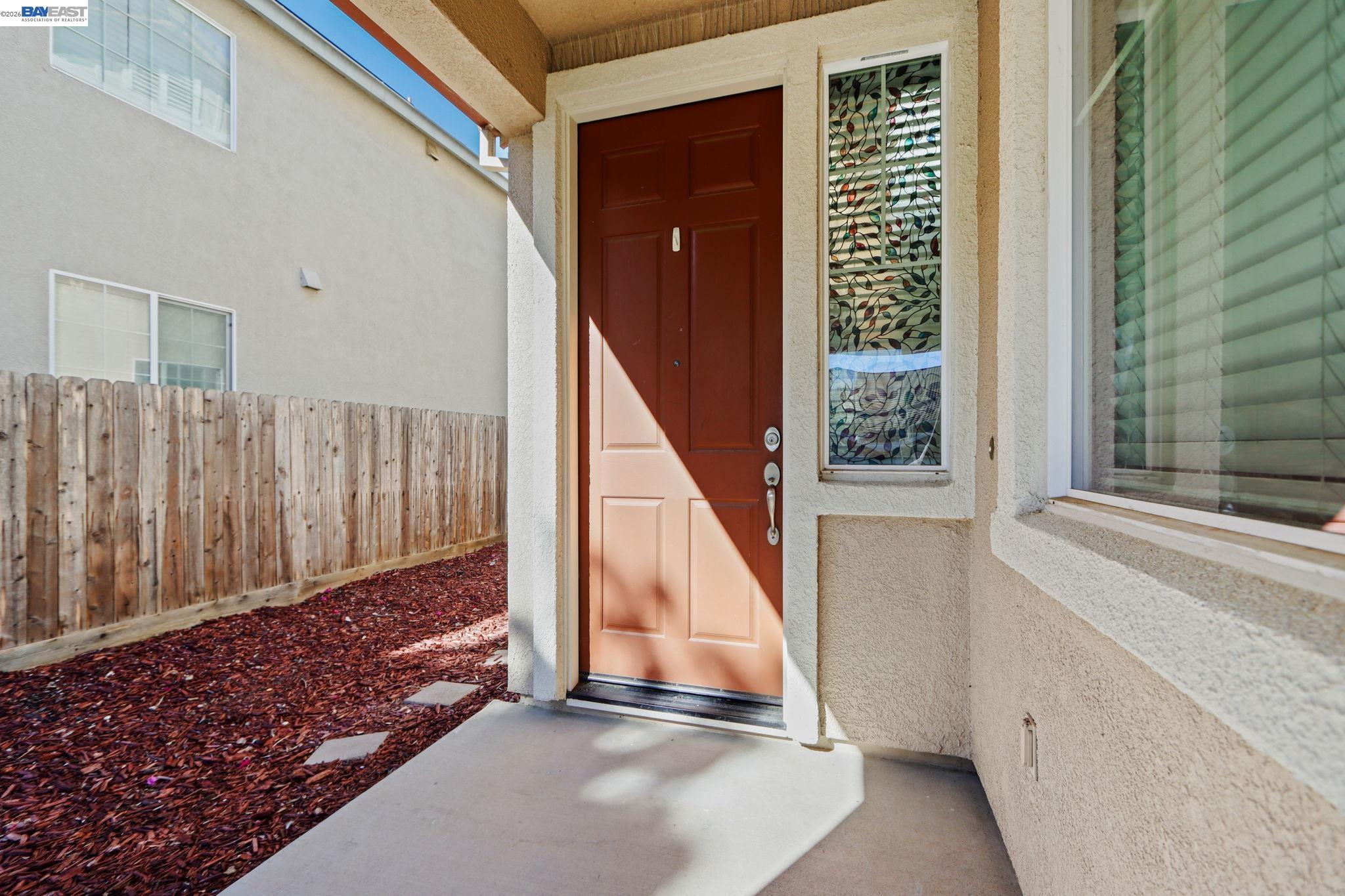 Detail Gallery Image 4 of 36 For 1688 Wilde Dr, Discovery Bay,  CA 94505 - 4 Beds | 2/1 Baths