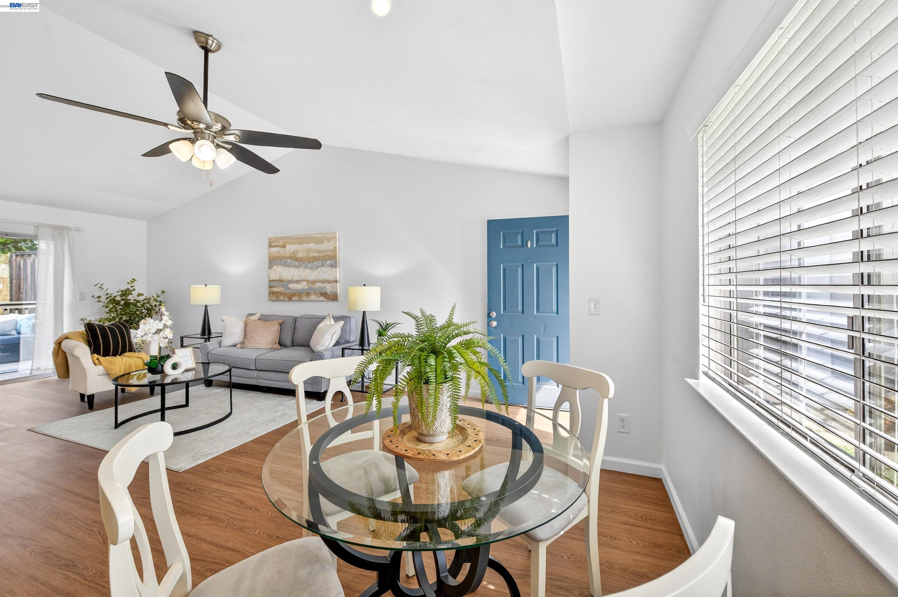 Photo #5: 41129592 Listing: Photo #5