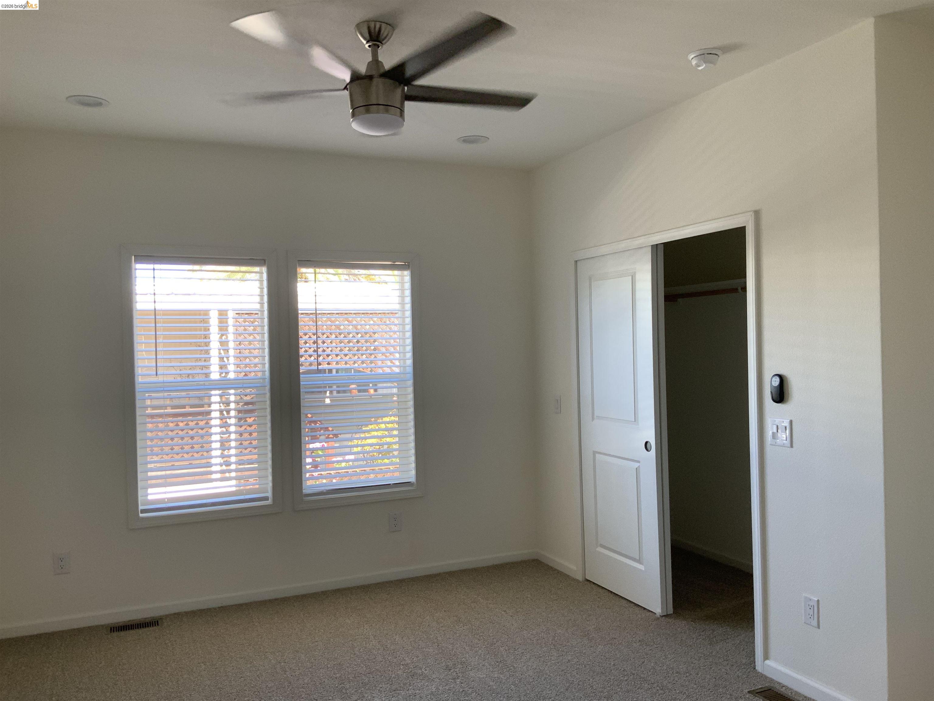 Detail Gallery Image 24 of 35 For 214 Maui Dr., Pittsburg,  CA 94565-0000 - 2 Beds | 2 Baths