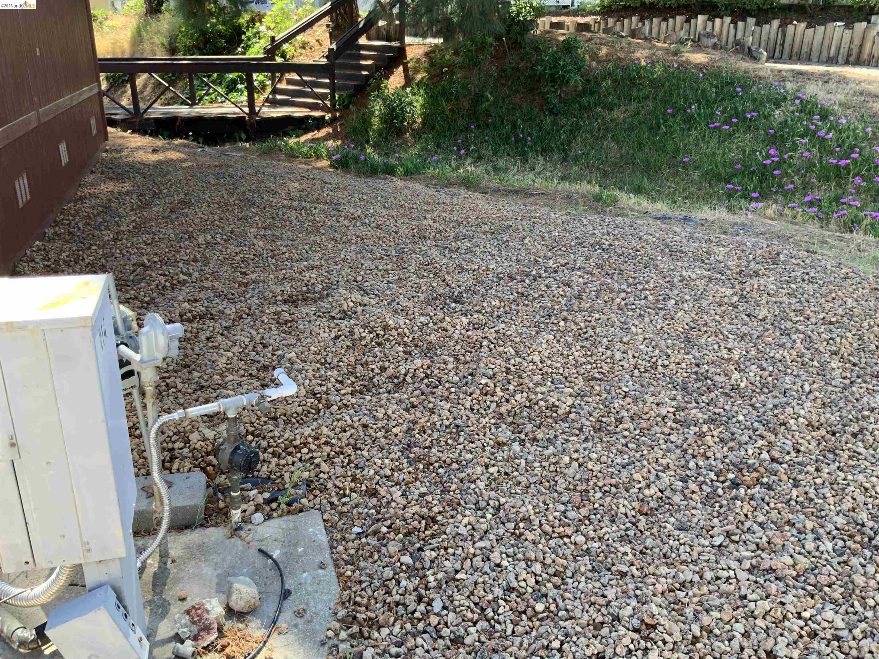 Detail Gallery Image 35 of 35 For 214 Maui Dr., Pittsburg,  CA 94565-0000 - 2 Beds | 2 Baths