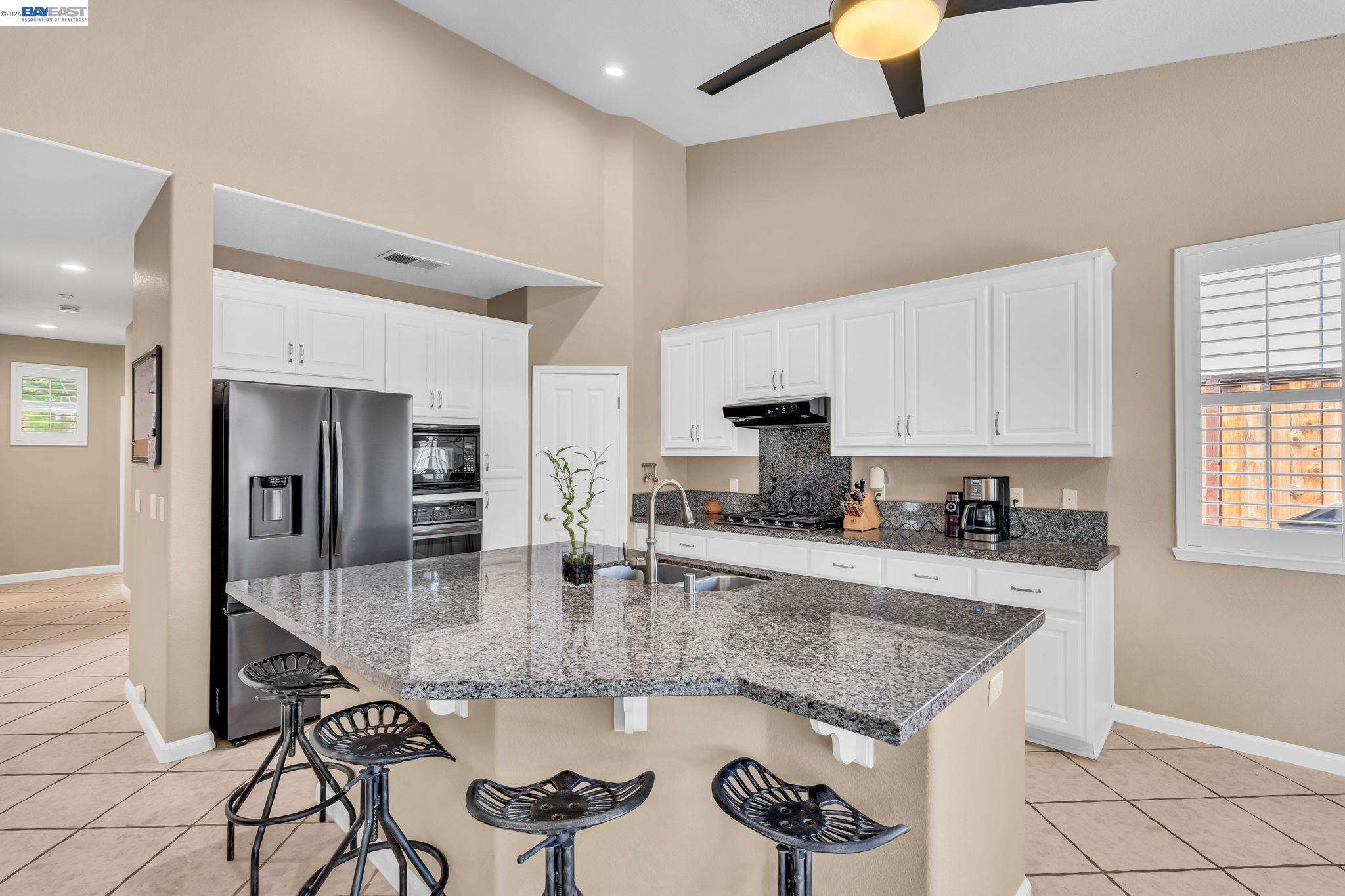 Detail Gallery Image 13 of 35 For 692 Canmore Ct, Brentwood,  CA 94513 - 4 Beds | 2 Baths