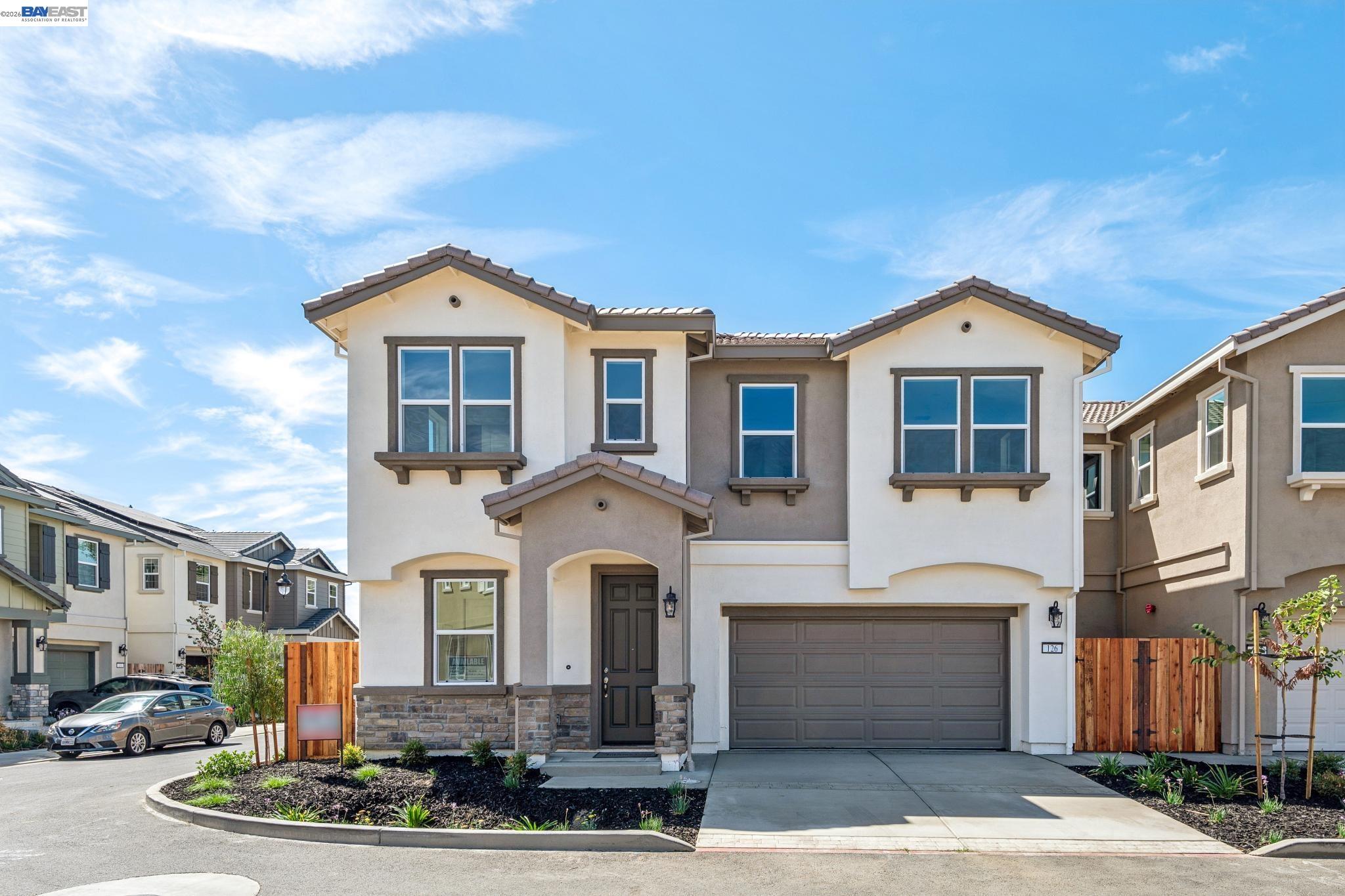 122 Creek View Cir, Fairfield CA 94533