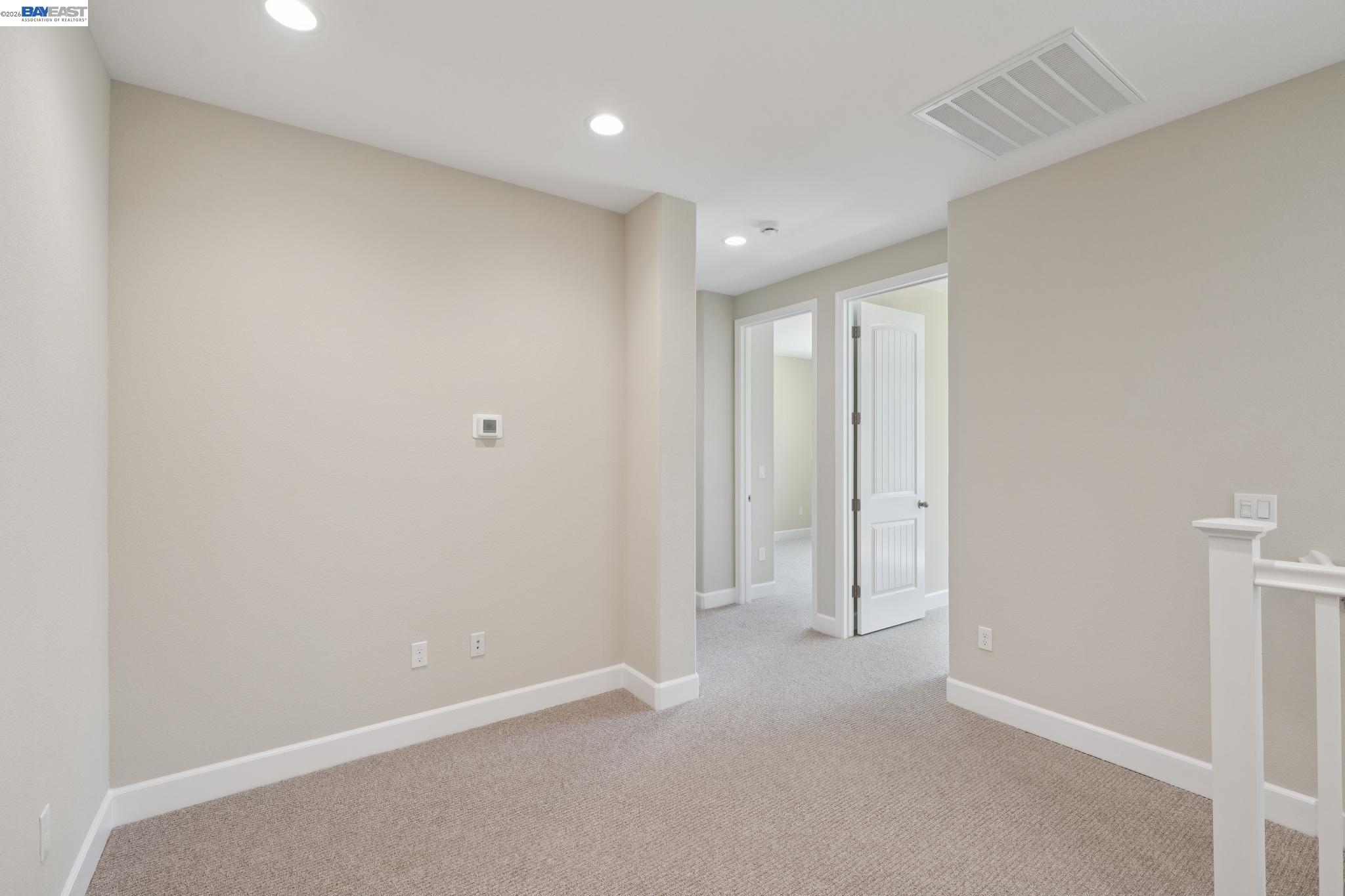 Detail Gallery Image 22 of 50 For 122 Creek View Cir, Fairfield,  CA 94533 - 5 Beds | 3 Baths