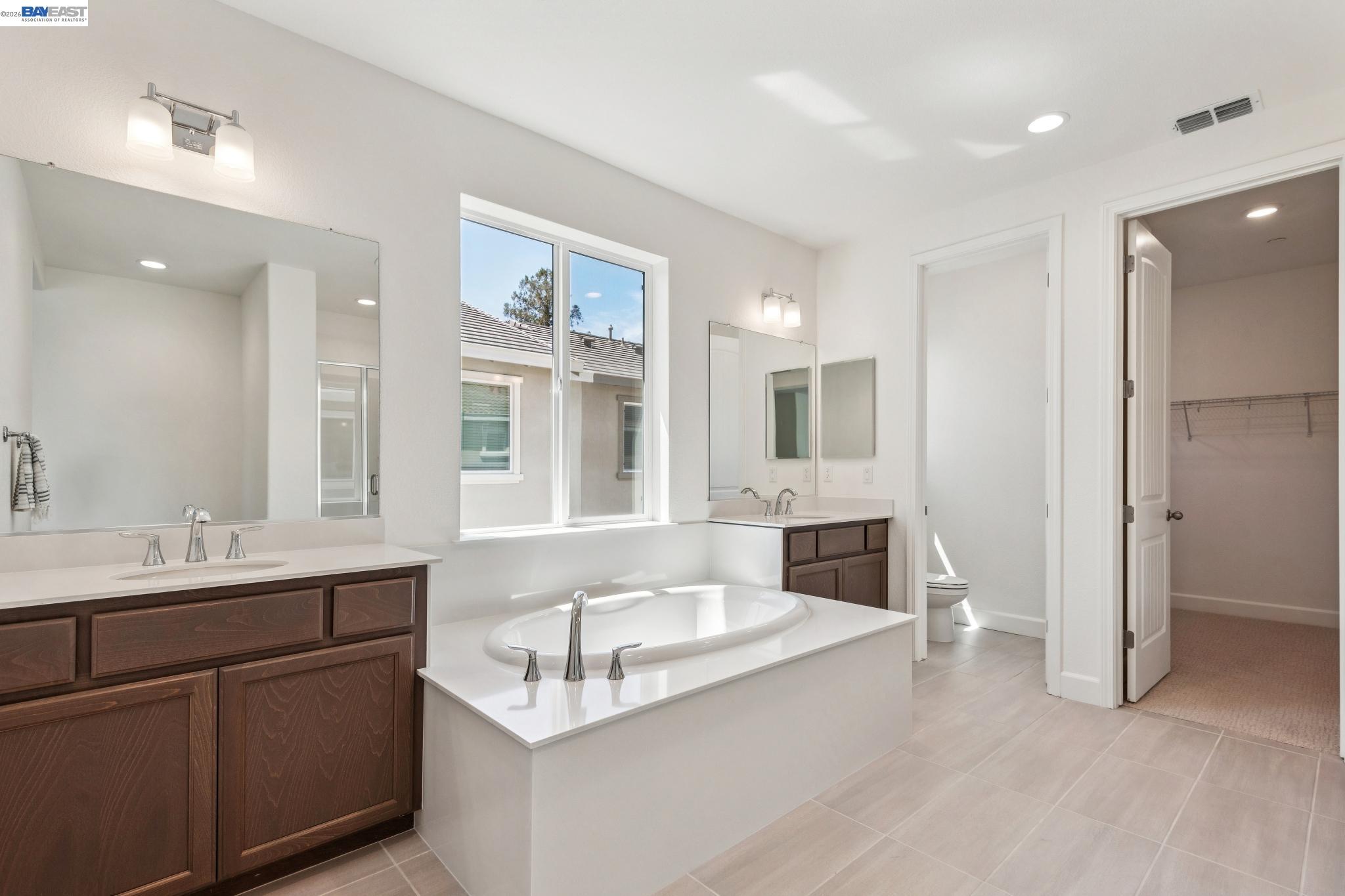 122 Creek View Cir, Fairfield CA 94533 — photo 45