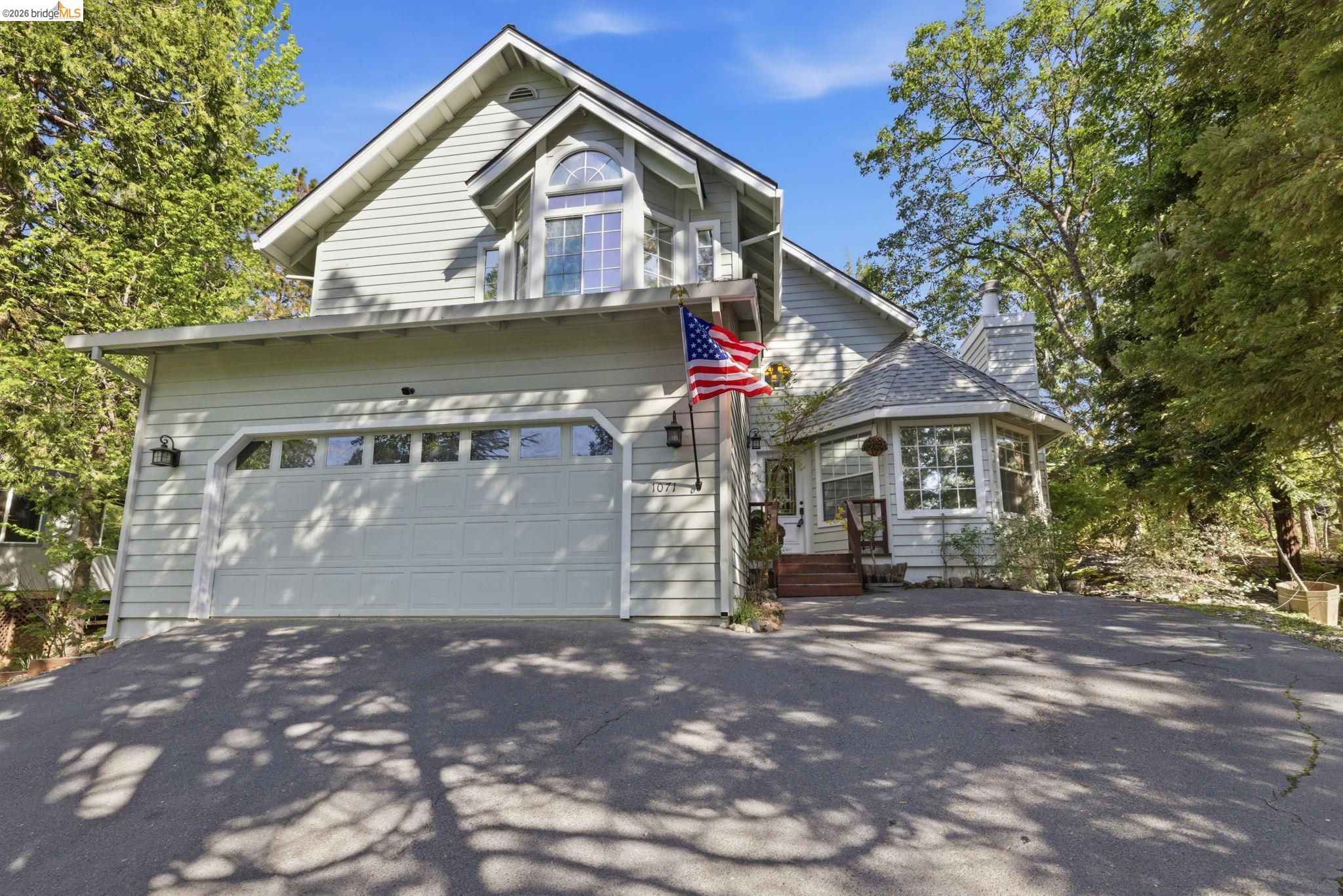 Front Image Thumbnail for EB41129602