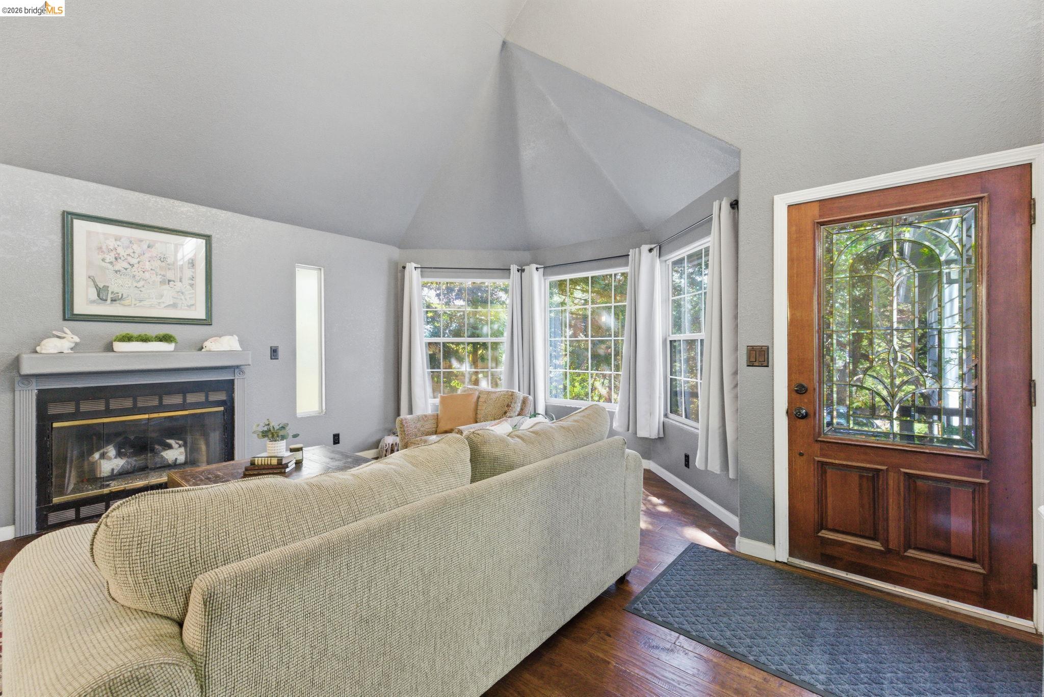 Detail Gallery Image 13 of 47 For 1071 Dogwood Dr, Murphys,  CA 95247 - 3 Beds | 2/1 Baths