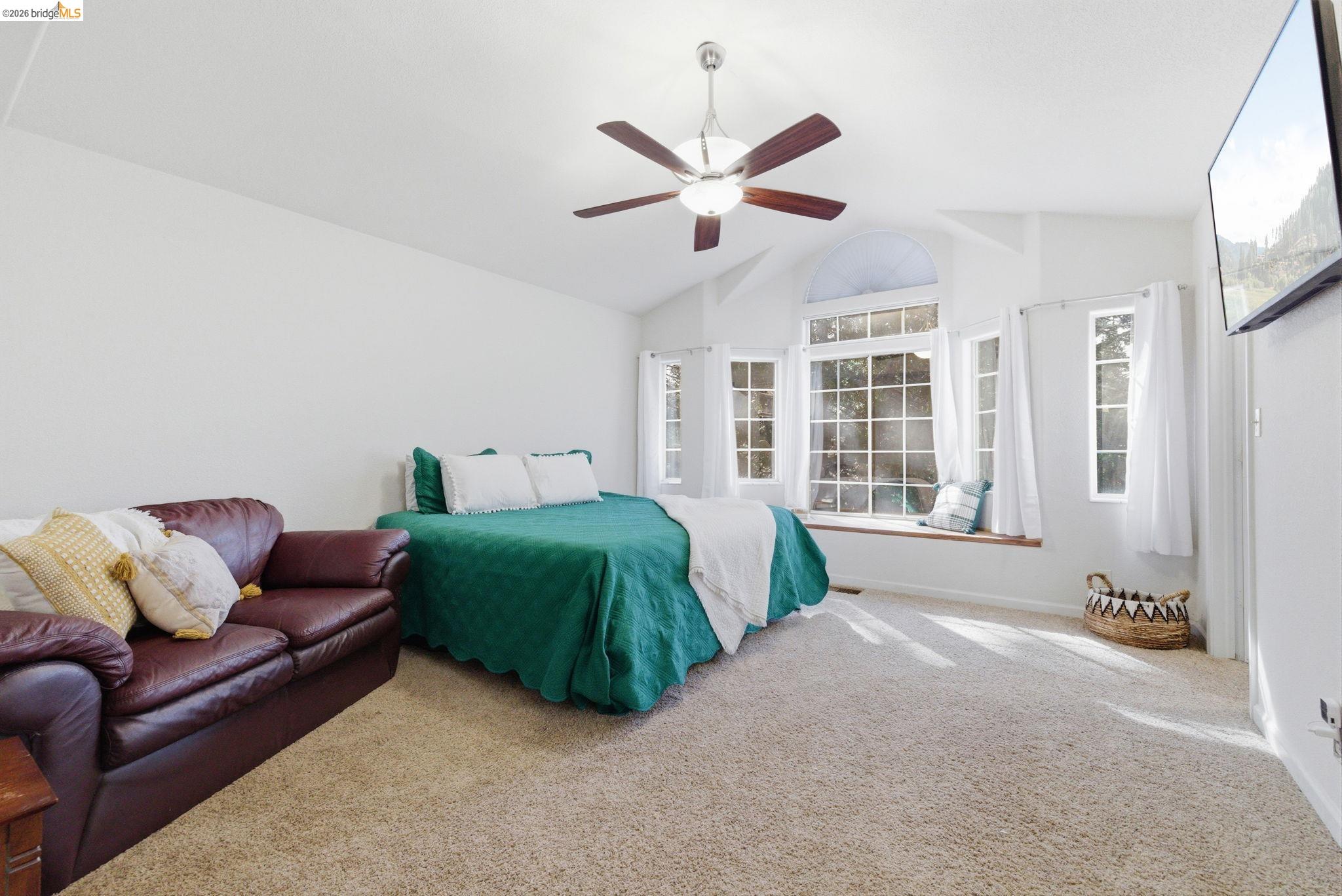 Detail Gallery Image 4 of 47 For 1071 Dogwood Dr, Murphys,  CA 95247 - 3 Beds | 2/1 Baths