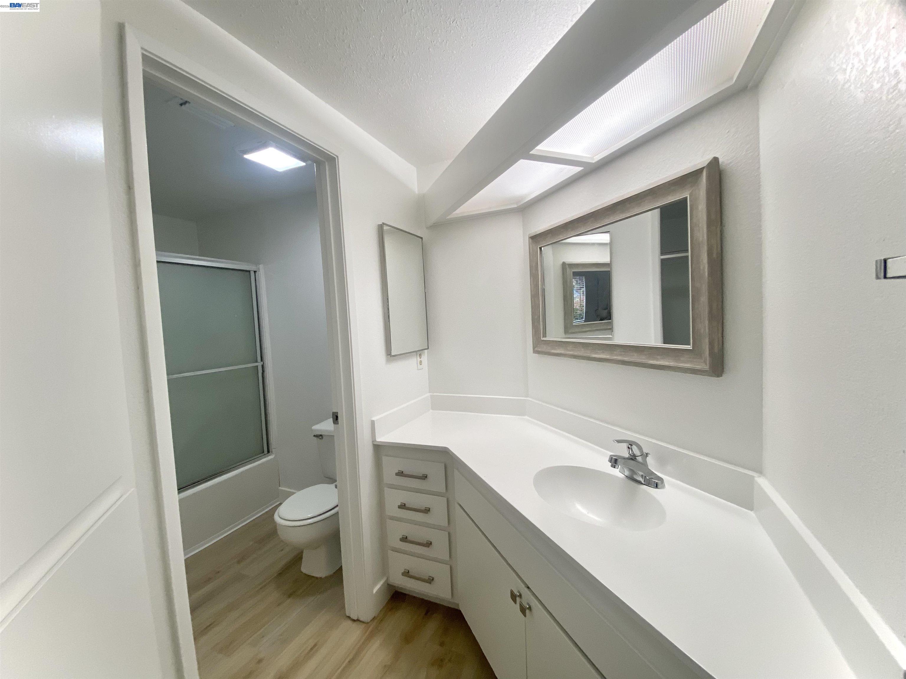 Photo #15: 41129605 Listing: Photo #15