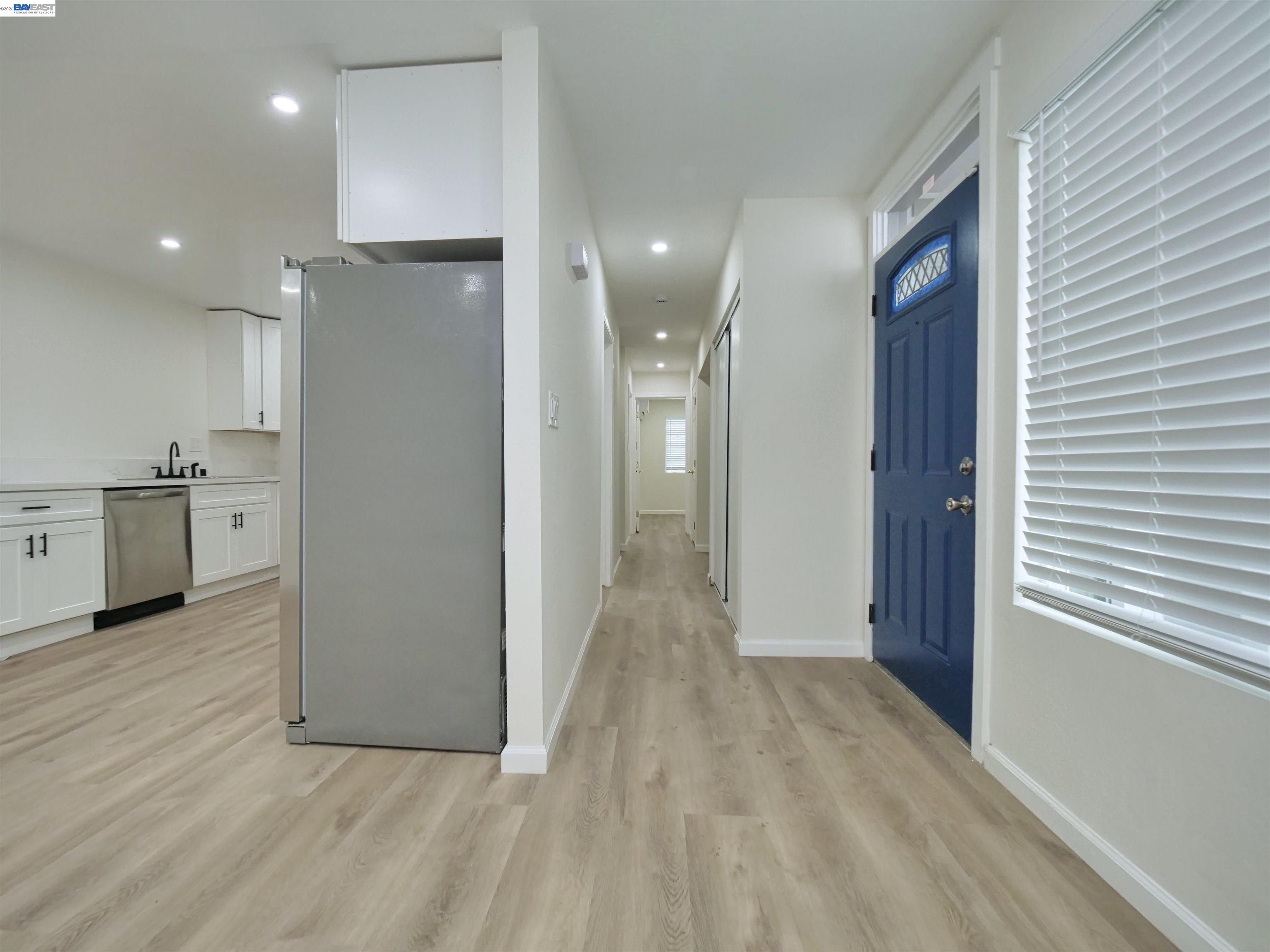 Detail Gallery Image 2 of 46 For 622 Alice St., Oakland,  CA 94607-4413 - – Beds | – Baths