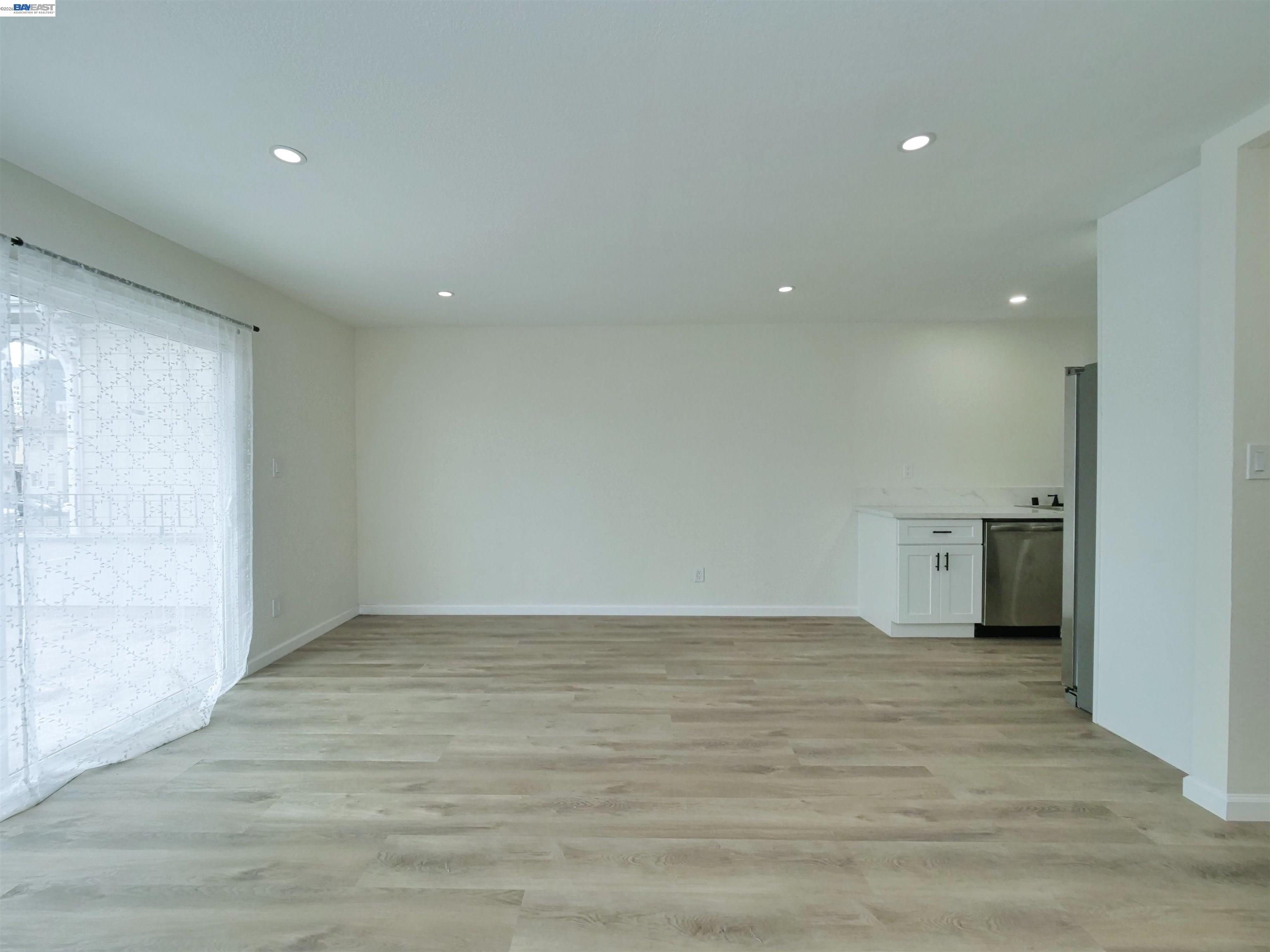 Detail Gallery Image 28 of 46 For 622 Alice St., Oakland,  CA 94607-4413 - – Beds | – Baths