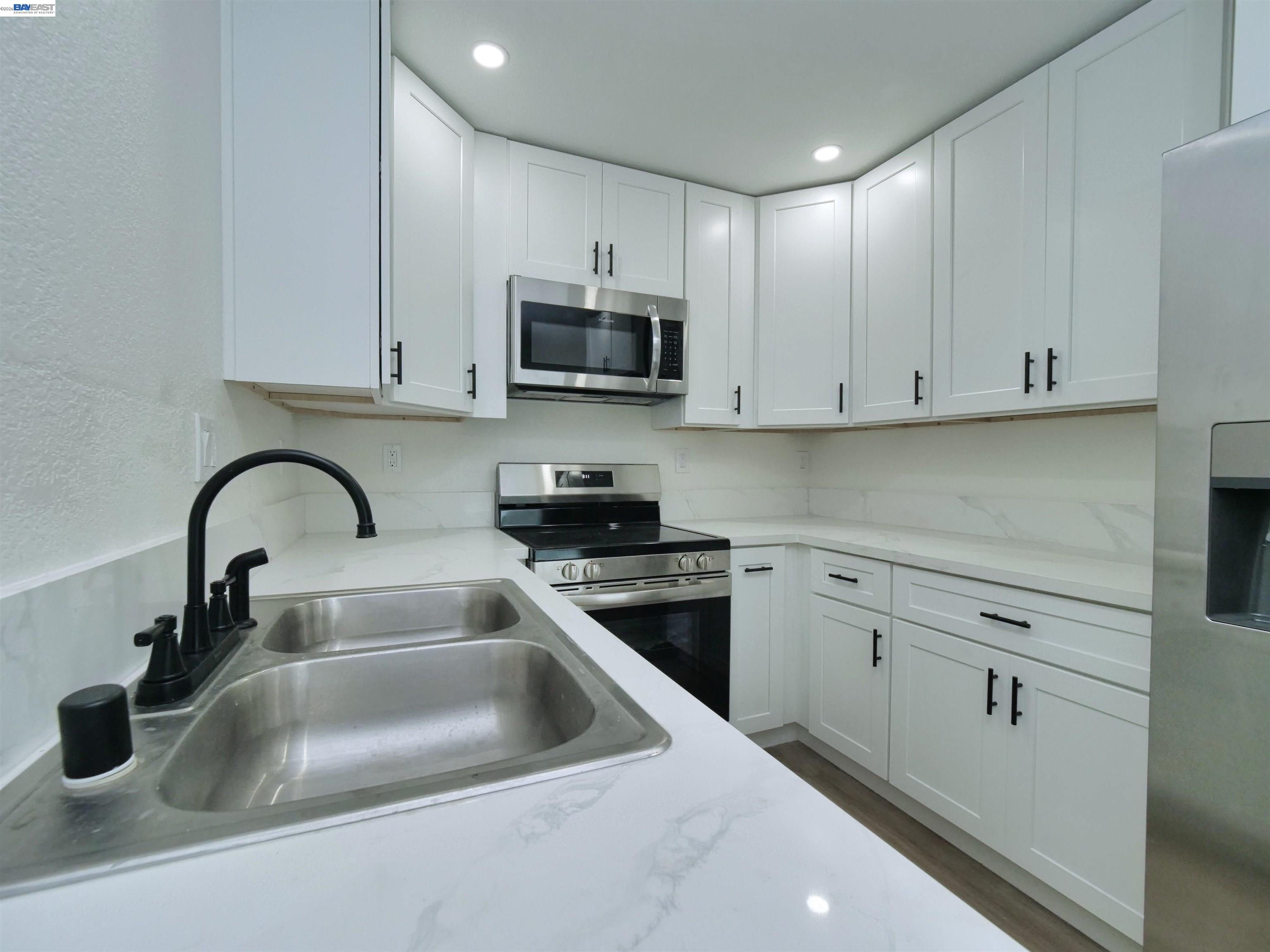 Detail Gallery Image 31 of 46 For 622 Alice St., Oakland,  CA 94607-4413 - – Beds | – Baths