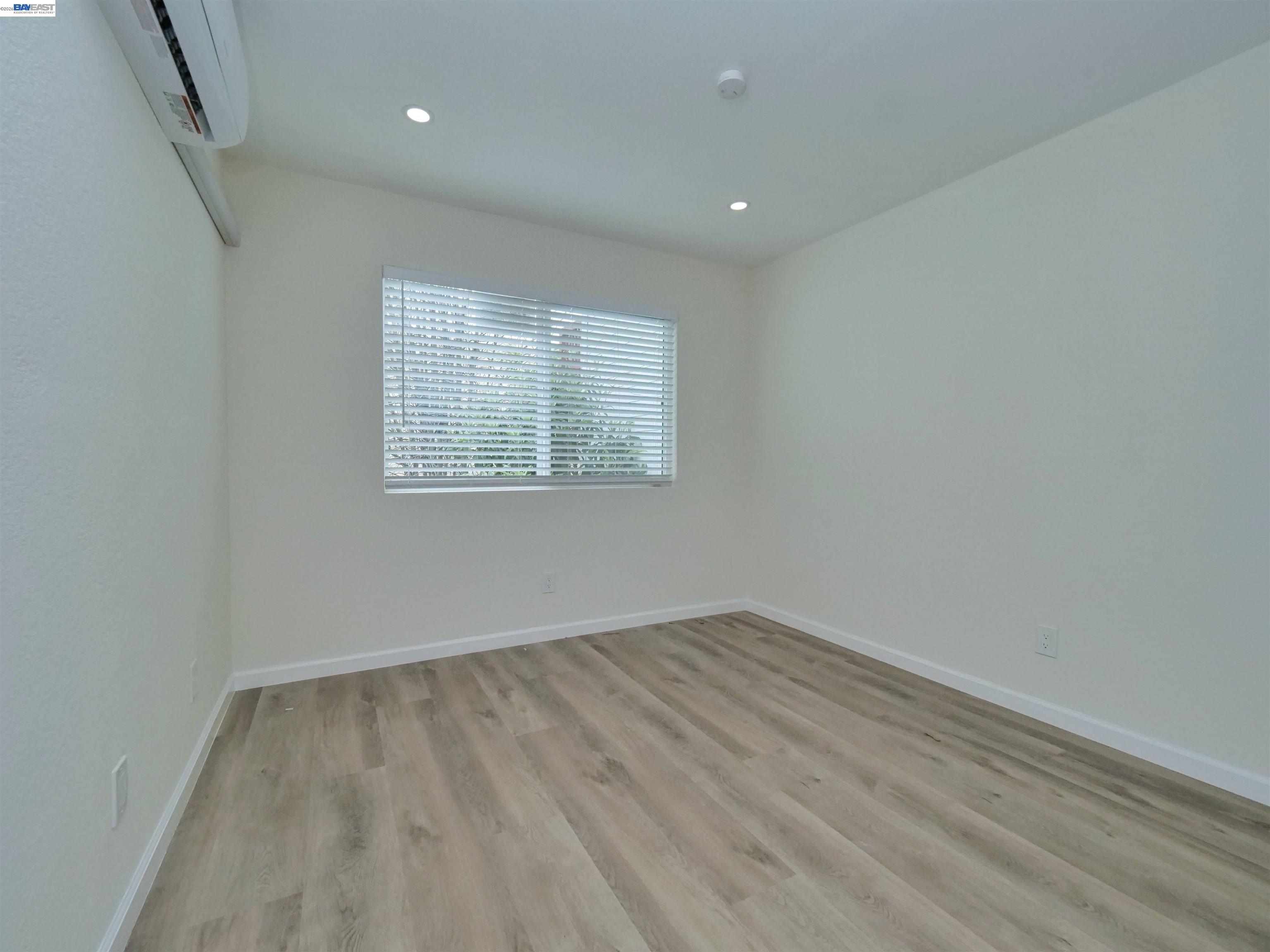 Detail Gallery Image 39 of 46 For 622 Alice St., Oakland,  CA 94607-4413 - – Beds | – Baths