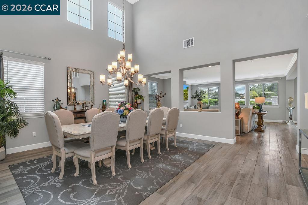 Detail Gallery Image 15 of 43 For 5449 Mountain Ridge Way, Antioch,  CA 94531 - 5 Beds | 4 Baths