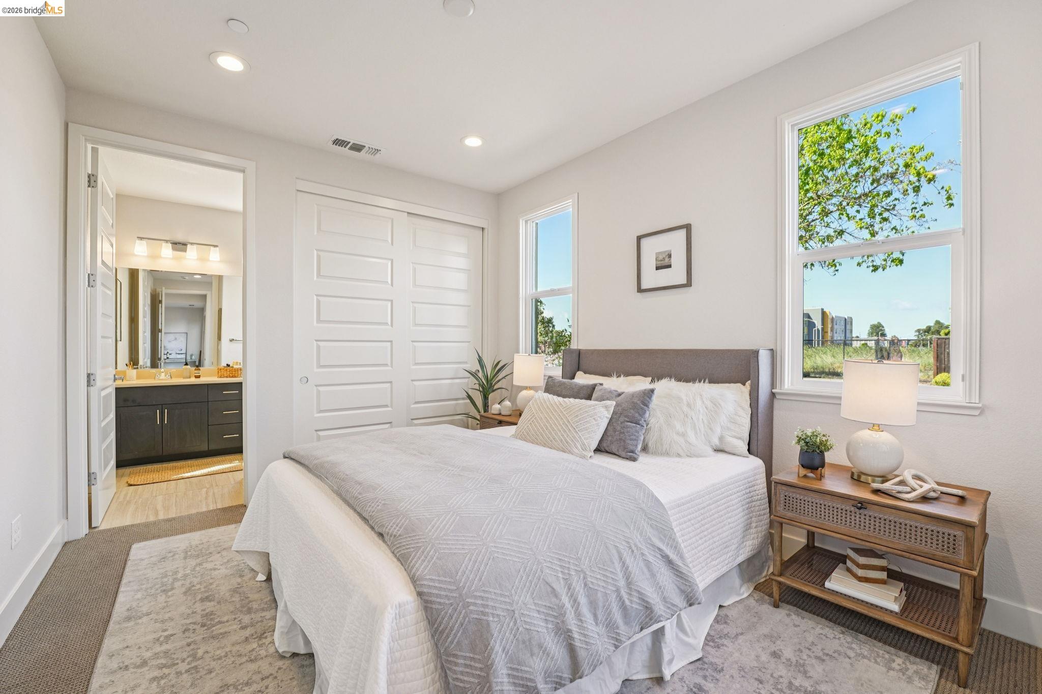 Detail Gallery Image 20 of 60 For 2770 Bette St, Alameda,  CA 94501 - 4 Beds | 3/1 Baths