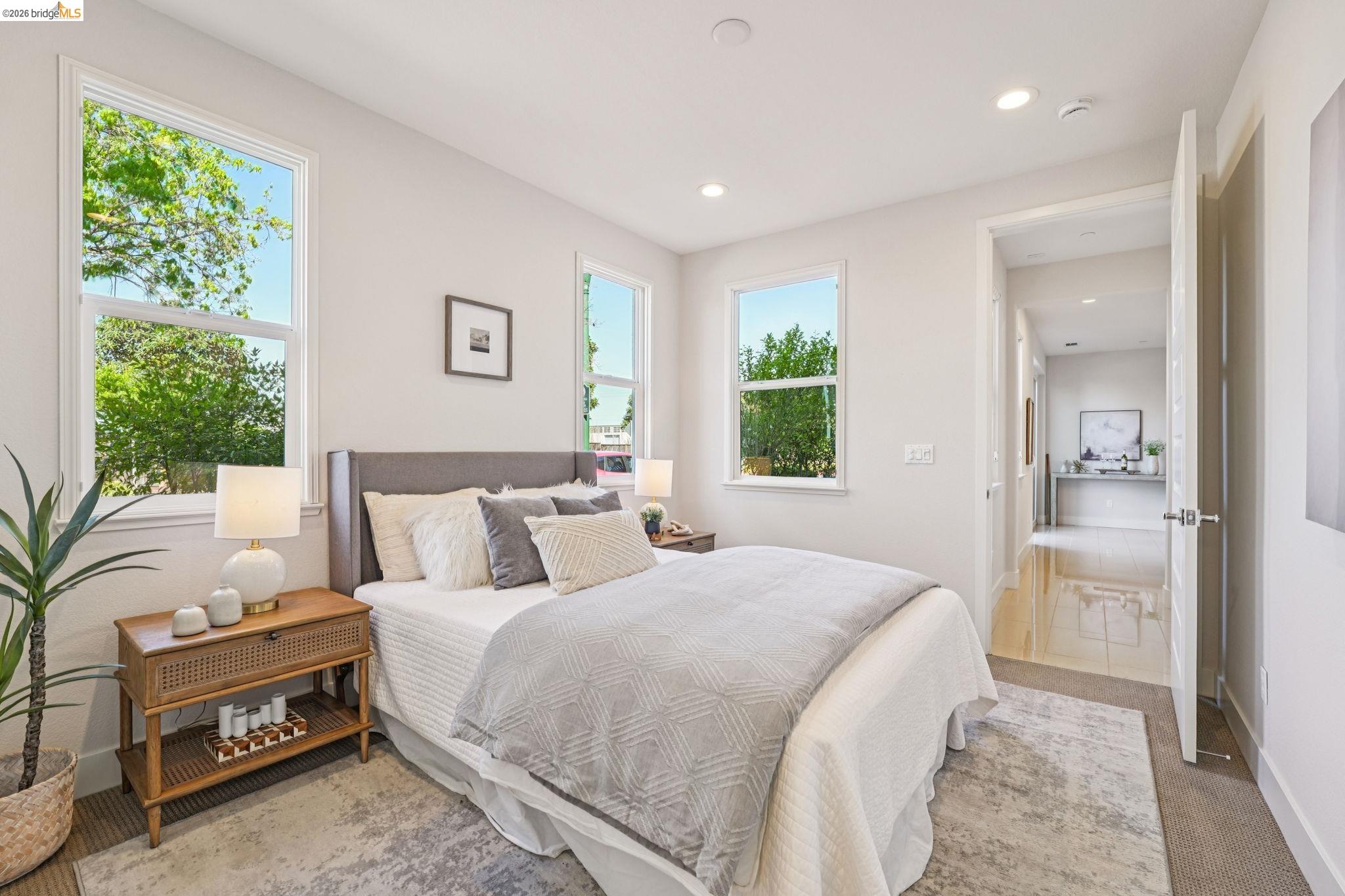 Detail Gallery Image 21 of 60 For 2770 Bette St, Alameda,  CA 94501 - 4 Beds | 3/1 Baths