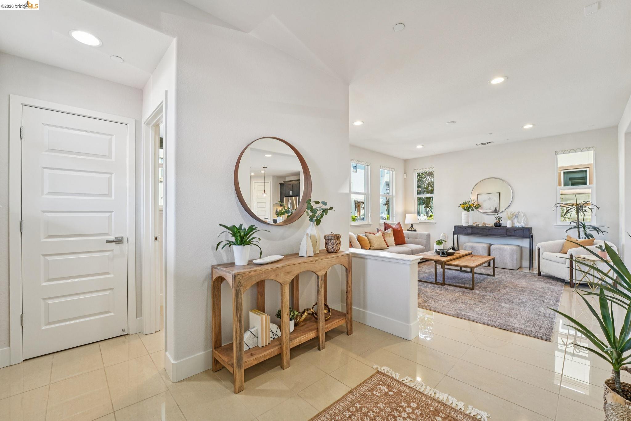 Detail Gallery Image 4 of 60 For 2770 Bette St, Alameda,  CA 94501 - 4 Beds | 3/1 Baths