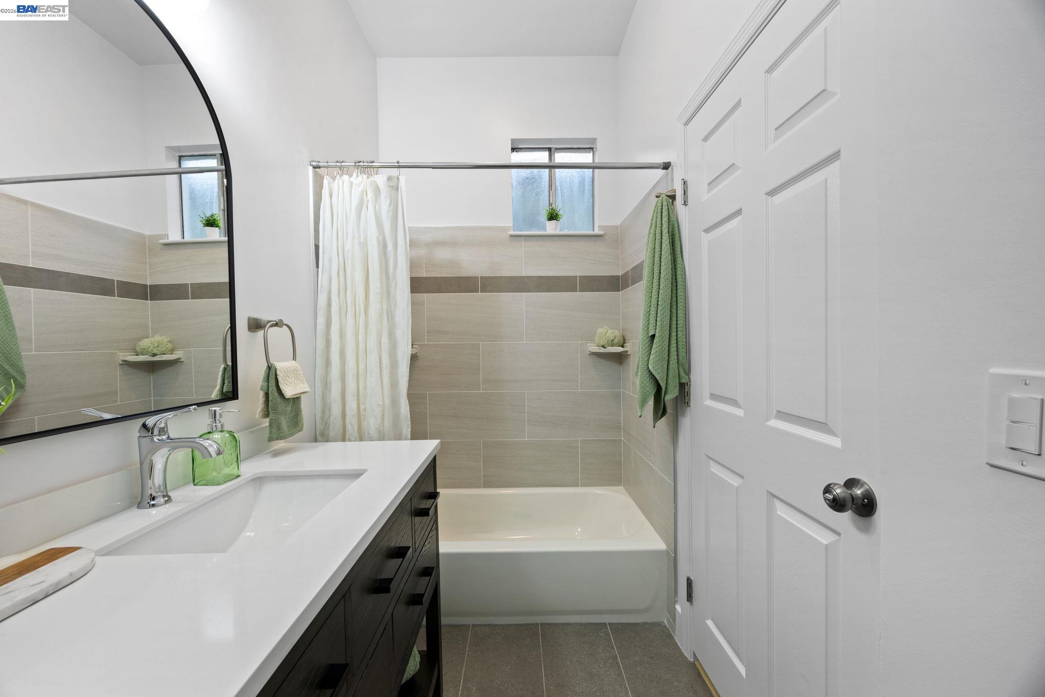 1526 Munson Way, Oakland CA 94606 — photo 19