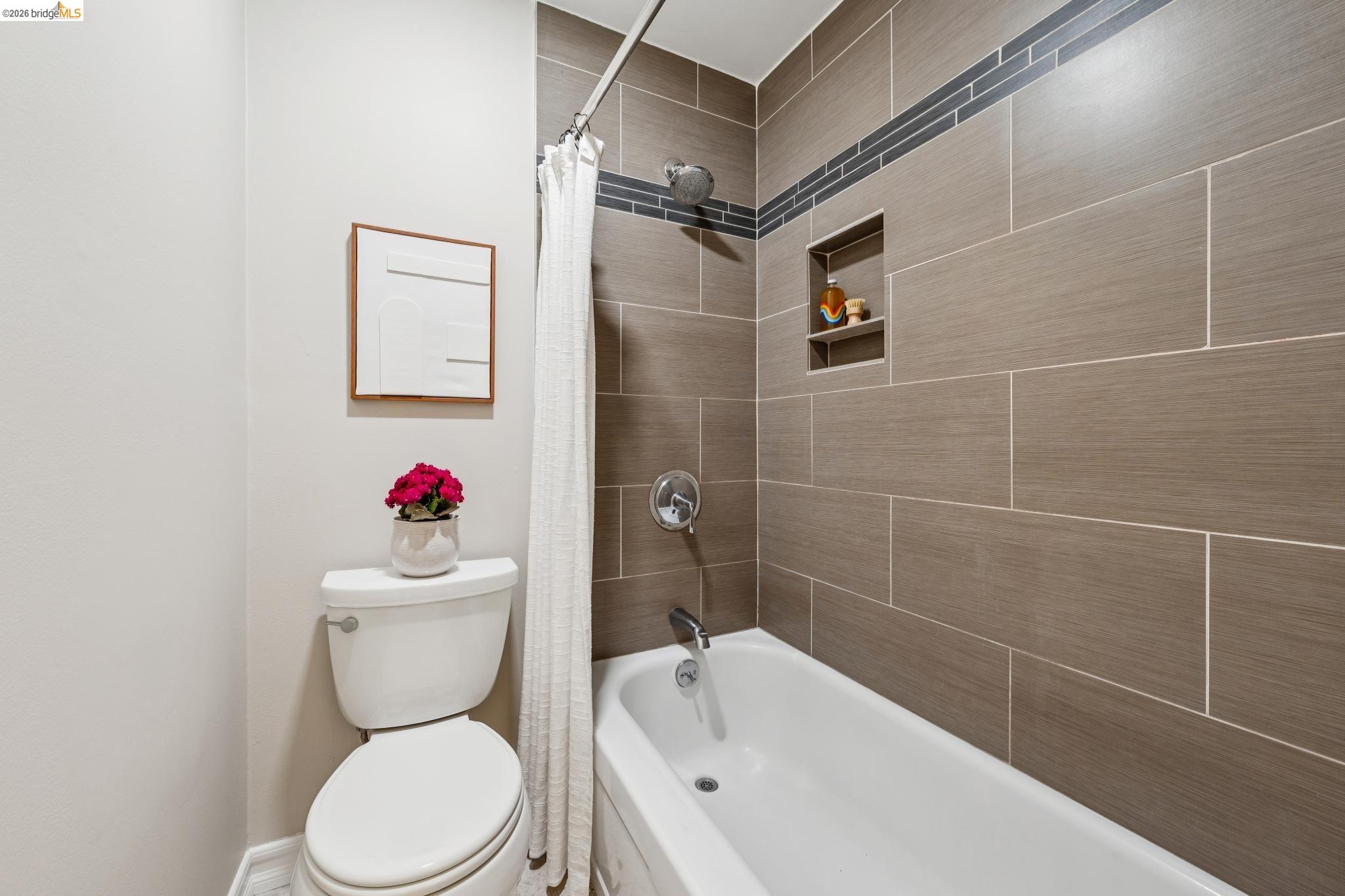 Photo #28: 41129613 Listing: Photo #28