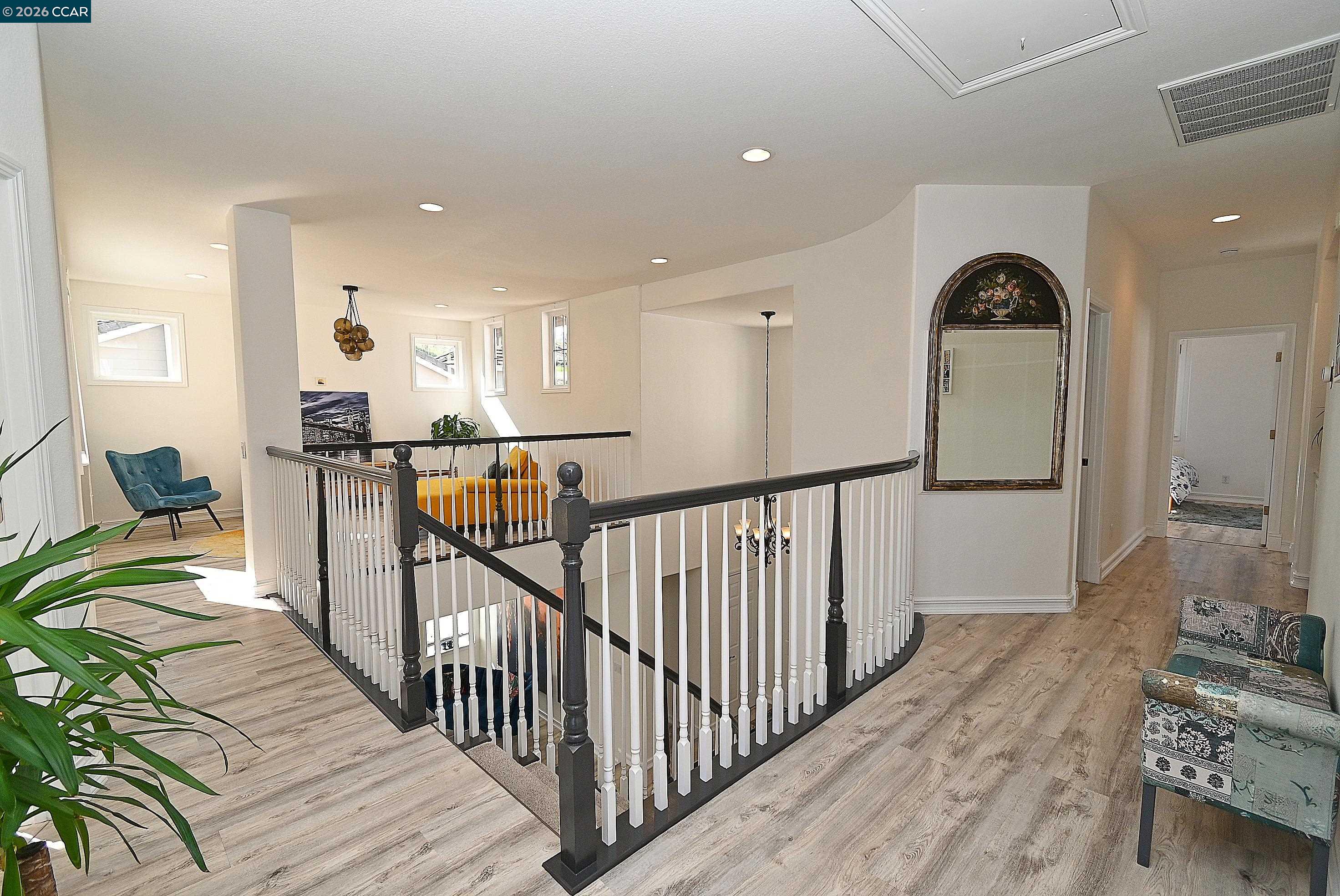 Detail Gallery Image 19 of 50 For 829 Deer Spring Cir, Concord,  CA 94521 - 5 Beds | 2/1 Baths