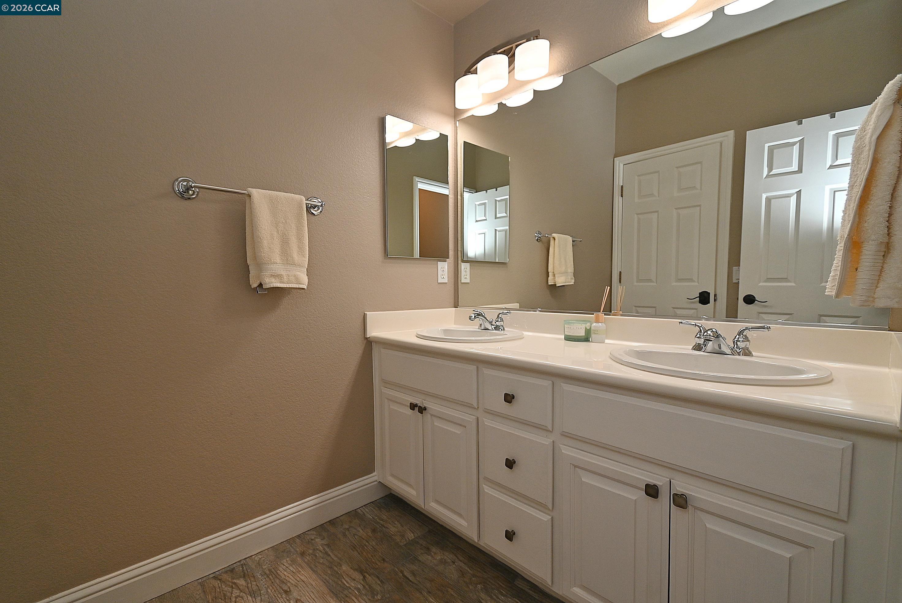Detail Gallery Image 30 of 50 For 829 Deer Spring Cir, Concord,  CA 94521 - 5 Beds | 2/1 Baths