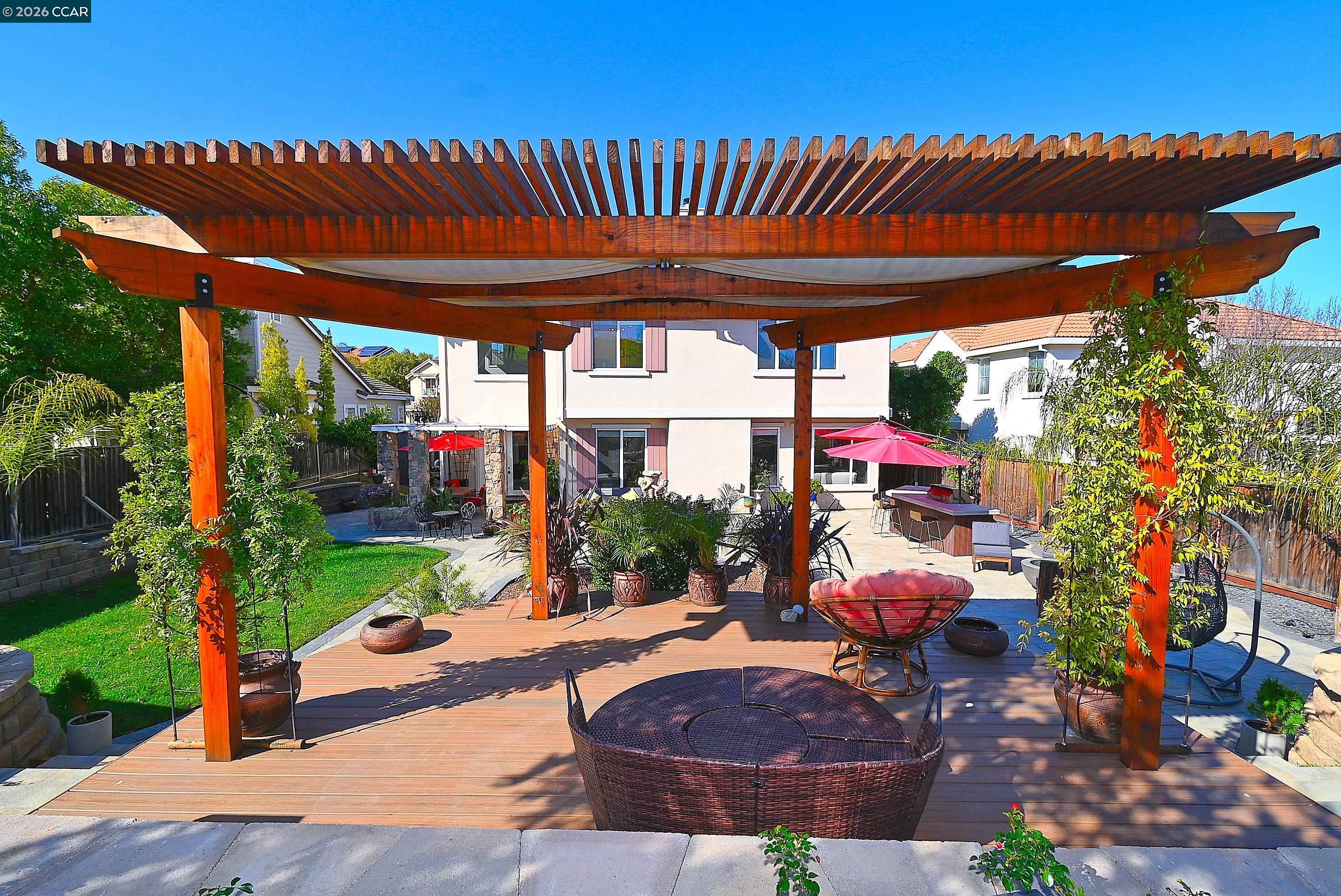 Detail Gallery Image 31 of 50 For 829 Deer Spring Cir, Concord,  CA 94521 - 5 Beds | 2/1 Baths