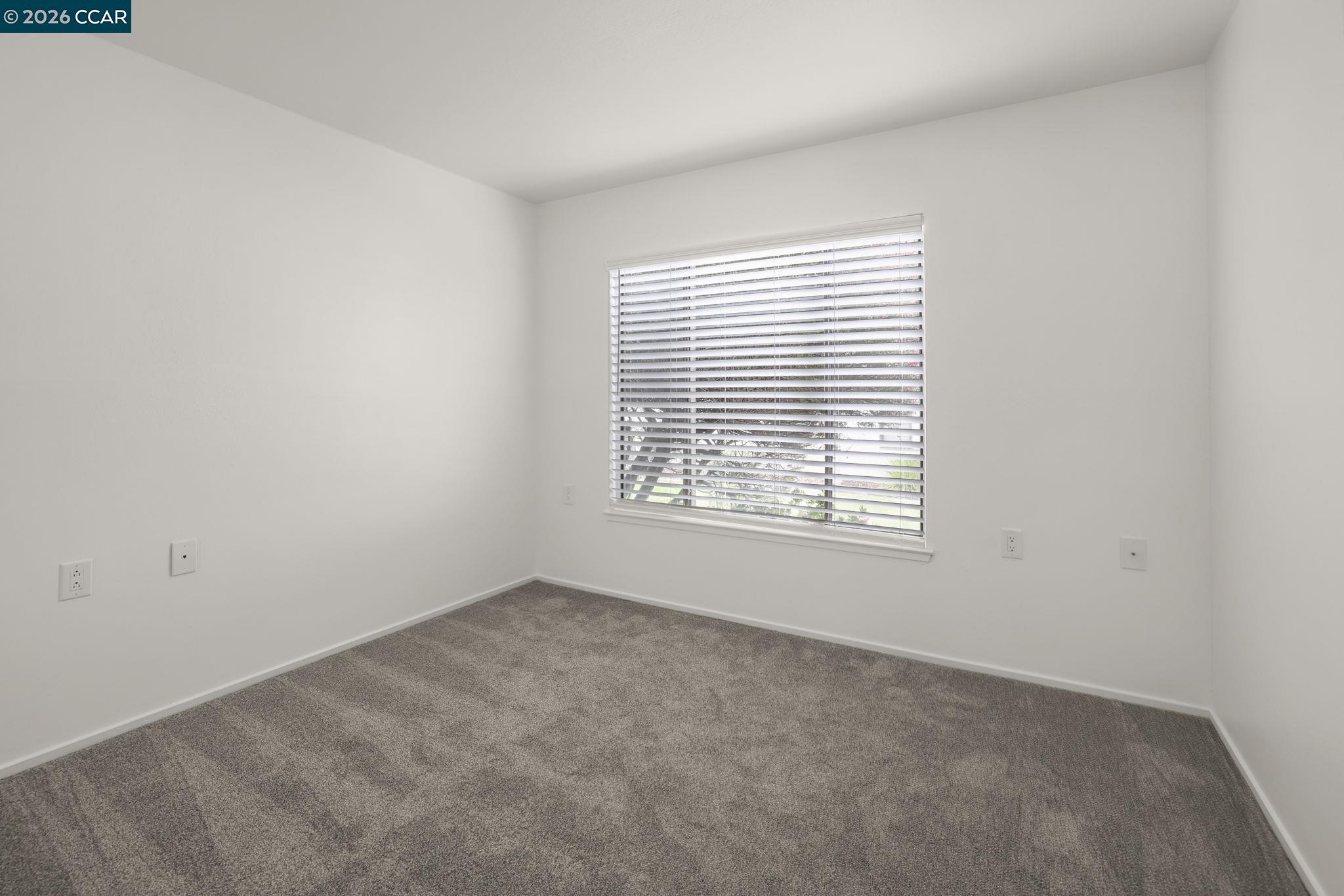 Photo #9: 41129619 Listing: Photo #9