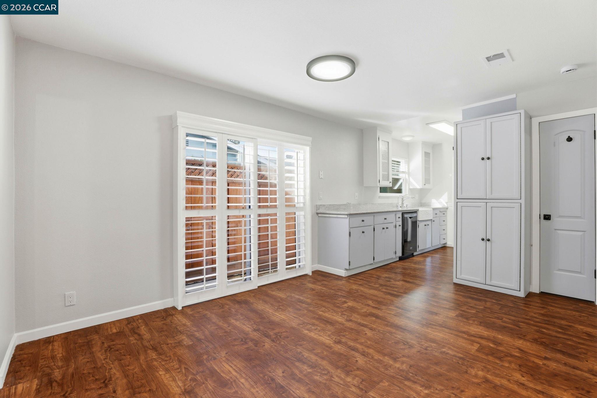 Detail Gallery Image 16 of 37 For 807 Crane Ave, Livermore,  CA 94551 - 3 Beds | 2 Baths