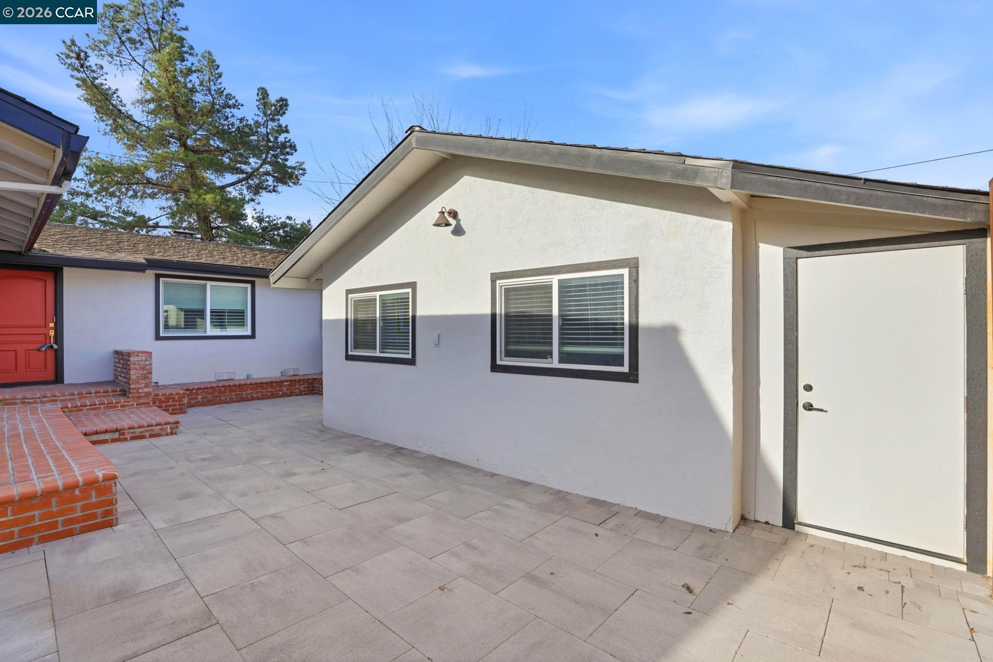 Detail Gallery Image 5 of 37 For 807 Crane Ave, Livermore,  CA 94551 - 3 Beds | 2 Baths