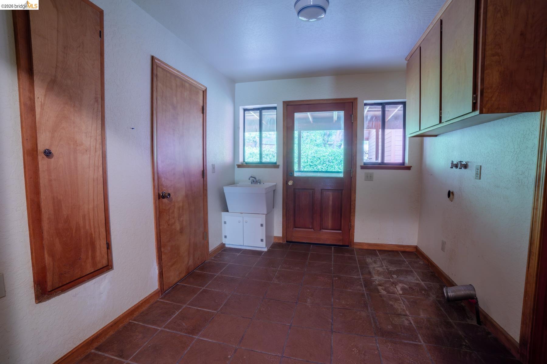 Detail Gallery Image 13 of 54 For 10420 N Airport, Columbia,  CA 95310 - 2 Beds | 2/1 Baths