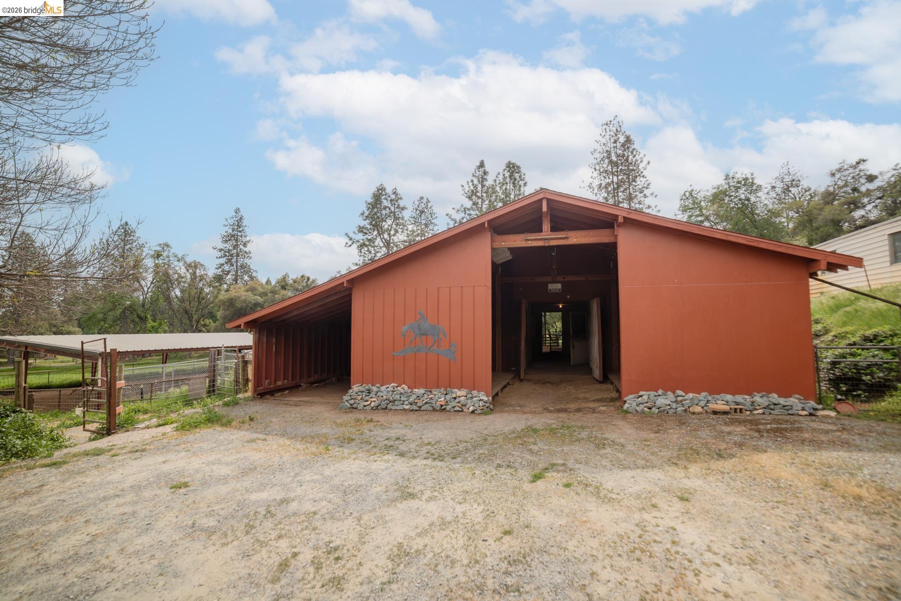 Detail Gallery Image 23 of 54 For 10420 N Airport, Columbia,  CA 95310 - 2 Beds | 2/1 Baths
